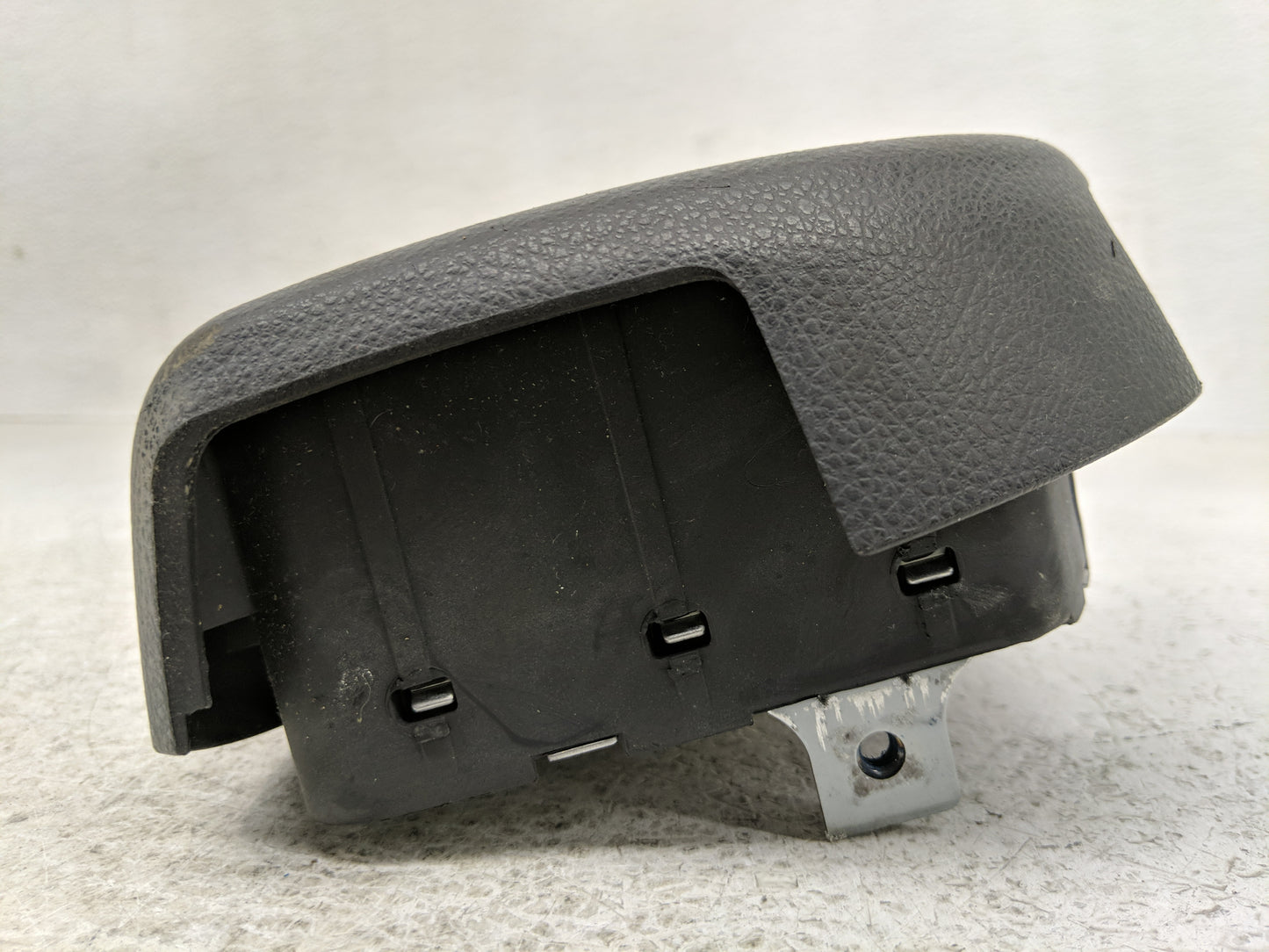 2008 Nissan Murano Air Bag Driver Left Steering Wheel Mounted Fits OEM Used Auto Parts - Oemusedautoparts1.com