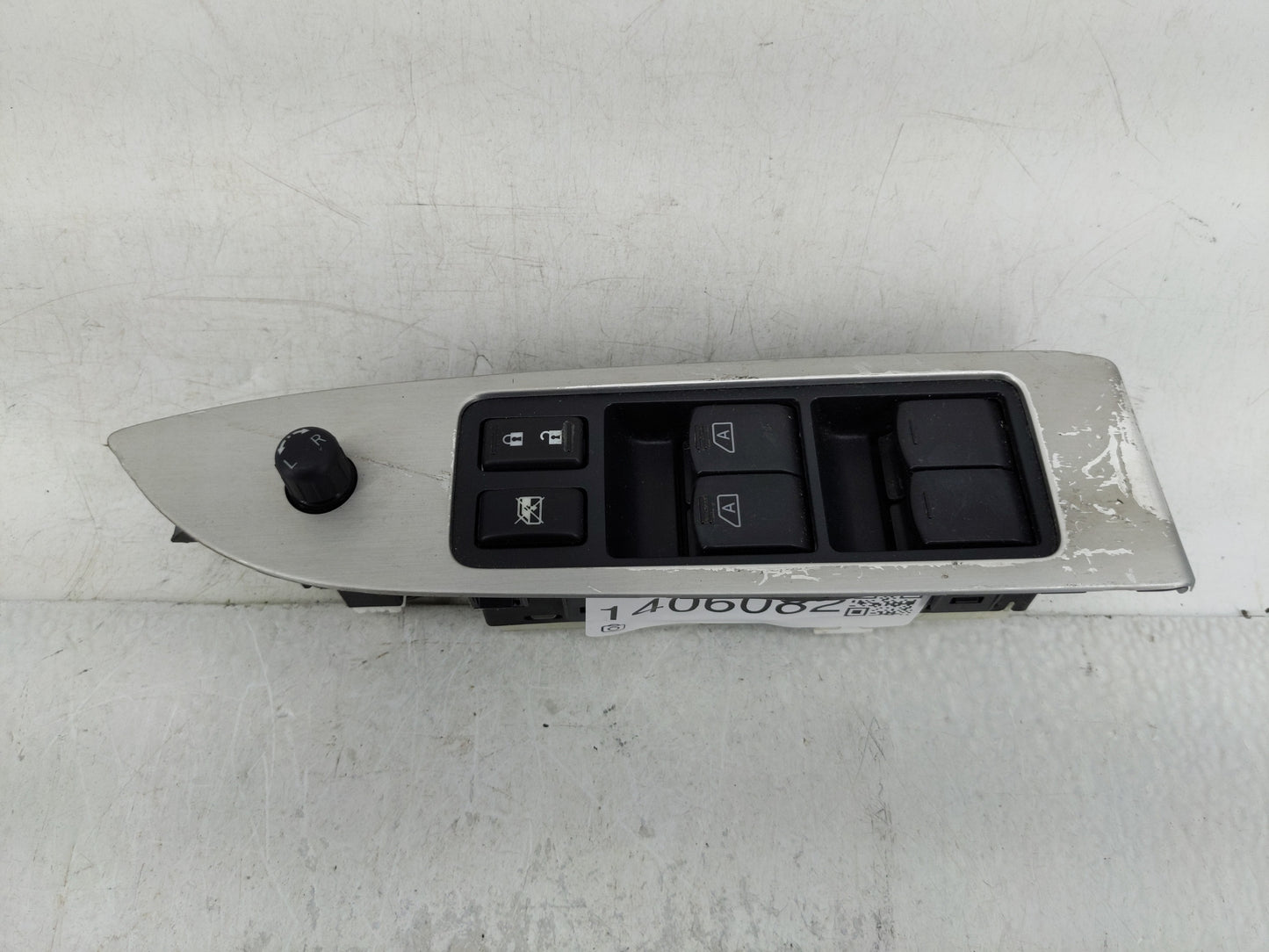 2008 Nissan Murano Master Power Window Switch Replacement Driver Side Left P/N:25401 1AA0C Fits OEM Used Auto Parts - Oemuse