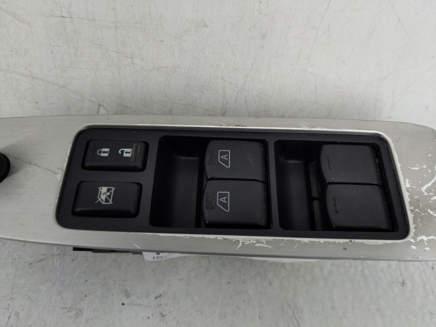 2008 Nissan Murano Master Power Window Switch Replacement Driver Side Left P/N:25401 1AA0C Fits OEM Used Auto Parts - Oemuse