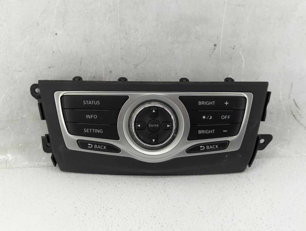 Nissan Murano Am Fm Cd Player Radio Receiver 577138 - Oemusedautoparts1.com