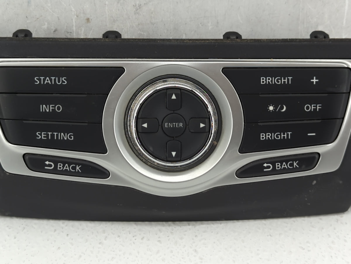 Nissan Murano Am Fm Cd Player Radio Receiver 577138 - Oemusedautoparts1.com