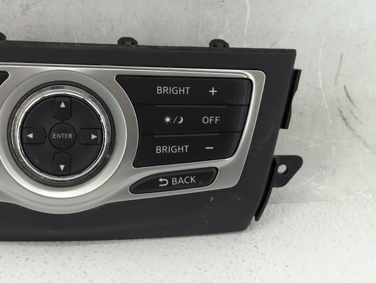 Nissan Murano Am Fm Cd Player Radio Receiver 577138 - Oemusedautoparts1.com