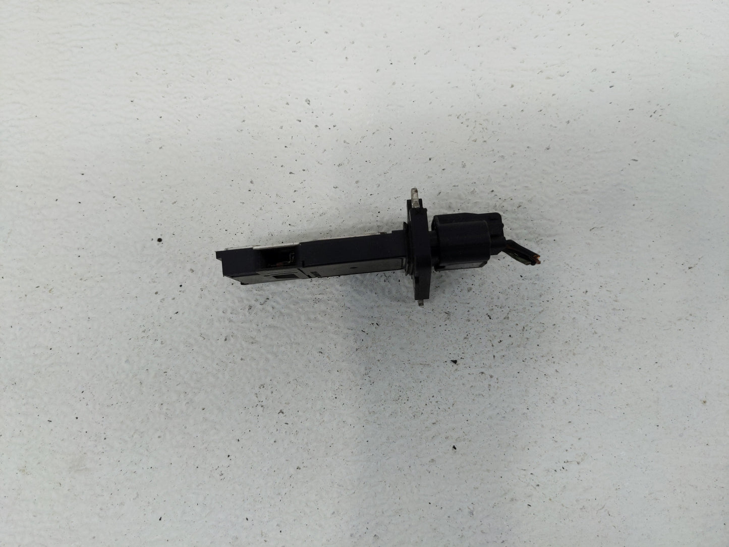 2005-2014 Nissan Pathfinder Mass Air Flow Meter Maf - Oemusedautoparts1.com