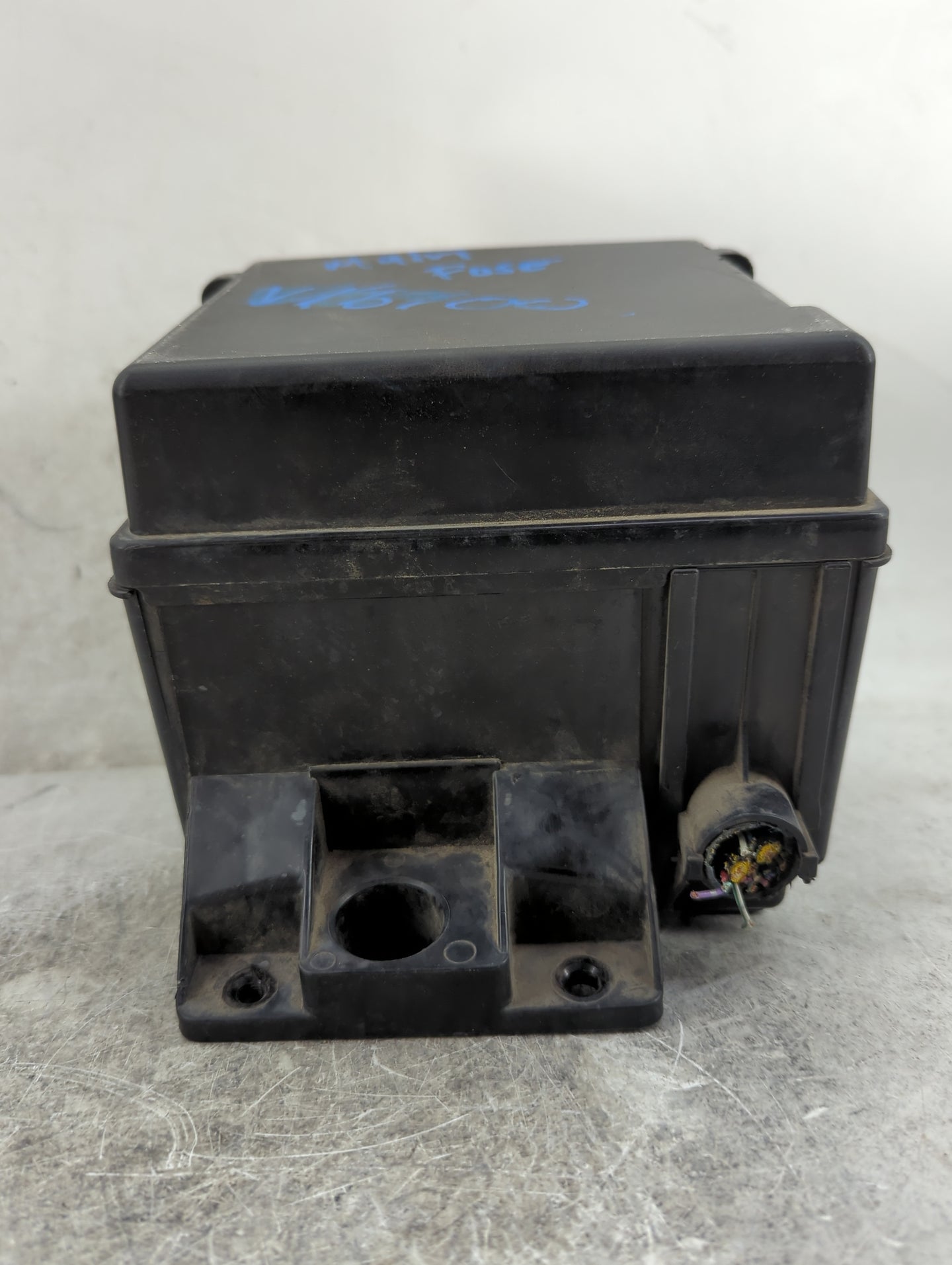 2008 Nissan Pathfinder Fusebox Fuse Box Panel Relay Module P/N:24382 7S110 243827S110 Fits OEM Used Auto Parts - Oemusedauto