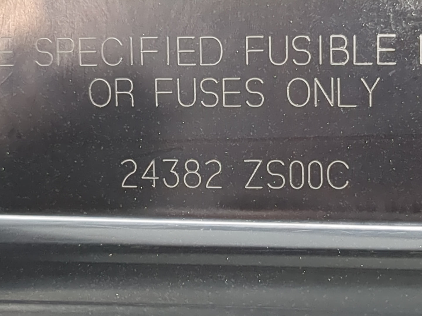 2008 Nissan Pathfinder Fusebox Fuse Box Panel Relay Module P/N:24382 ZS00C Fits OEM Used Auto Parts - Oemusedautoparts1.com