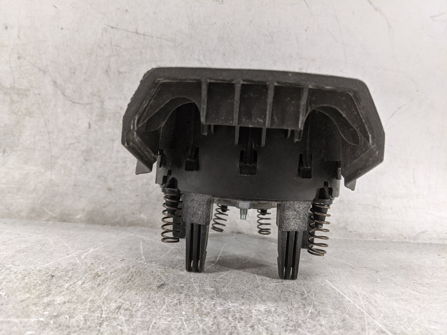 2005-2012 Nissan Pathfinder Air Bag Driver Left Steering Wheel Mounted 1477644 - Oemusedautoparts1.com