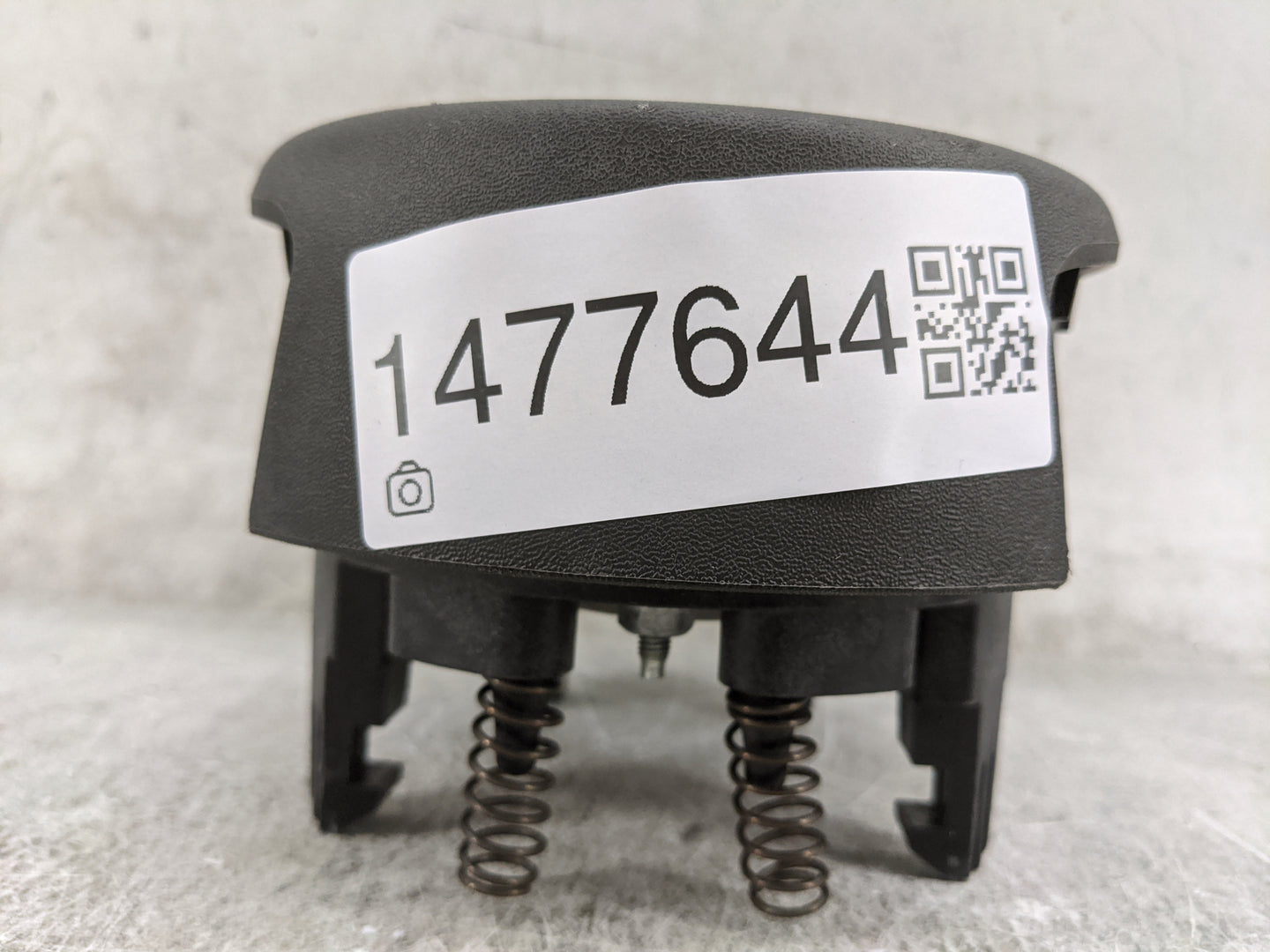 2005-2012 Nissan Pathfinder Air Bag Driver Left Steering Wheel Mounted 1477644 - Oemusedautoparts1.com