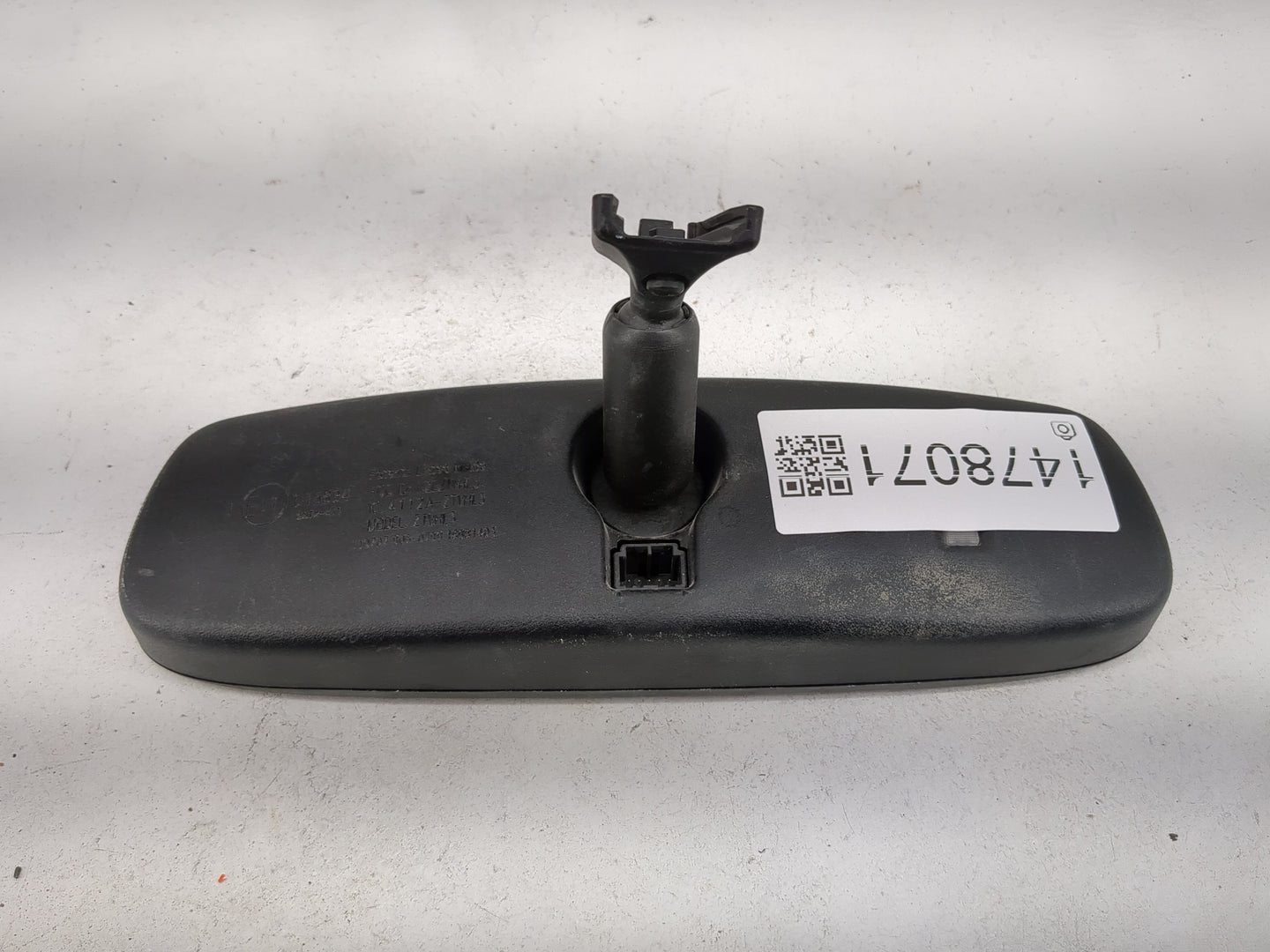 2008 Nissan Pathfinder Interior Rear View Mirror Replacement OEM P/N:015894 NZLZTVHL3, 4112A-ZTVHL3, ZTVHL3 Fits OEM Used Au