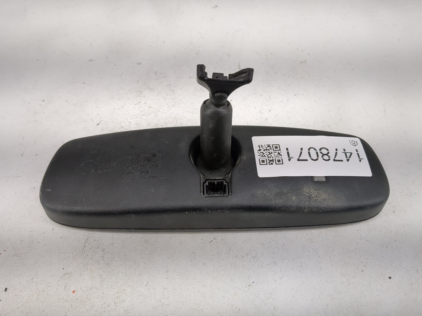 2008 Nissan Pathfinder Interior Rear View Mirror Replacement OEM P/N:015894 NZLZTVHL3, 4112A-ZTVHL3, ZTVHL3 Fits OEM Used Au
