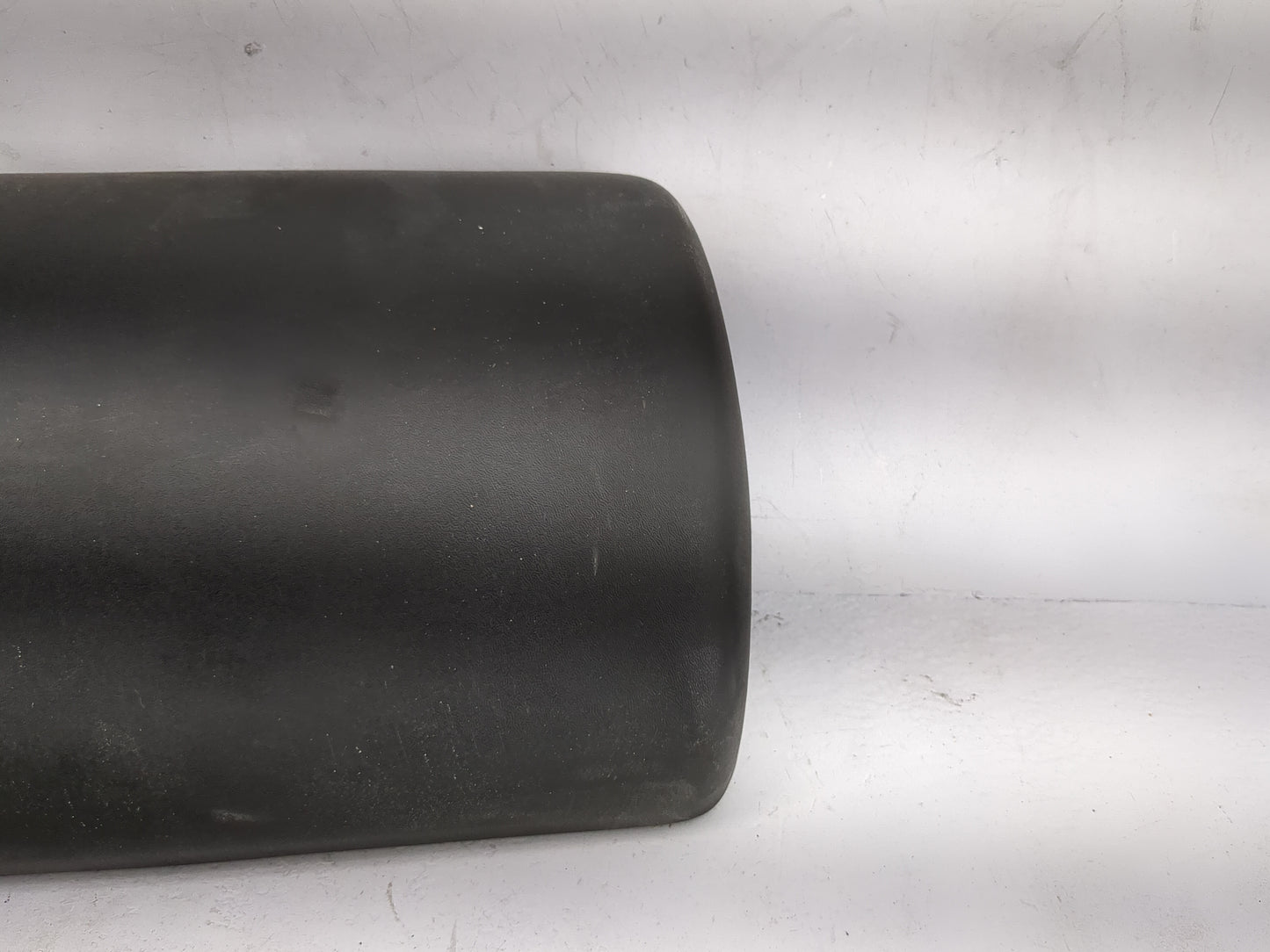 2008 Nissan Pathfinder Center Console Armrest Cover Lid P/N:070912 Fits OEM Used Auto Parts - Oemusedautoparts1.com