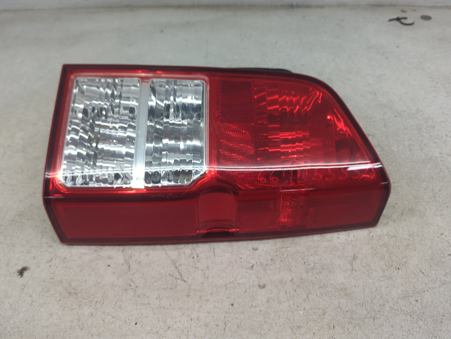 2005-2012 Nissan Pathfinder Tail Light Assembly Driver Left OEM P/N:316TK Fits Fits 2005 2006 2007 2008 2009 2010 2011 2012 