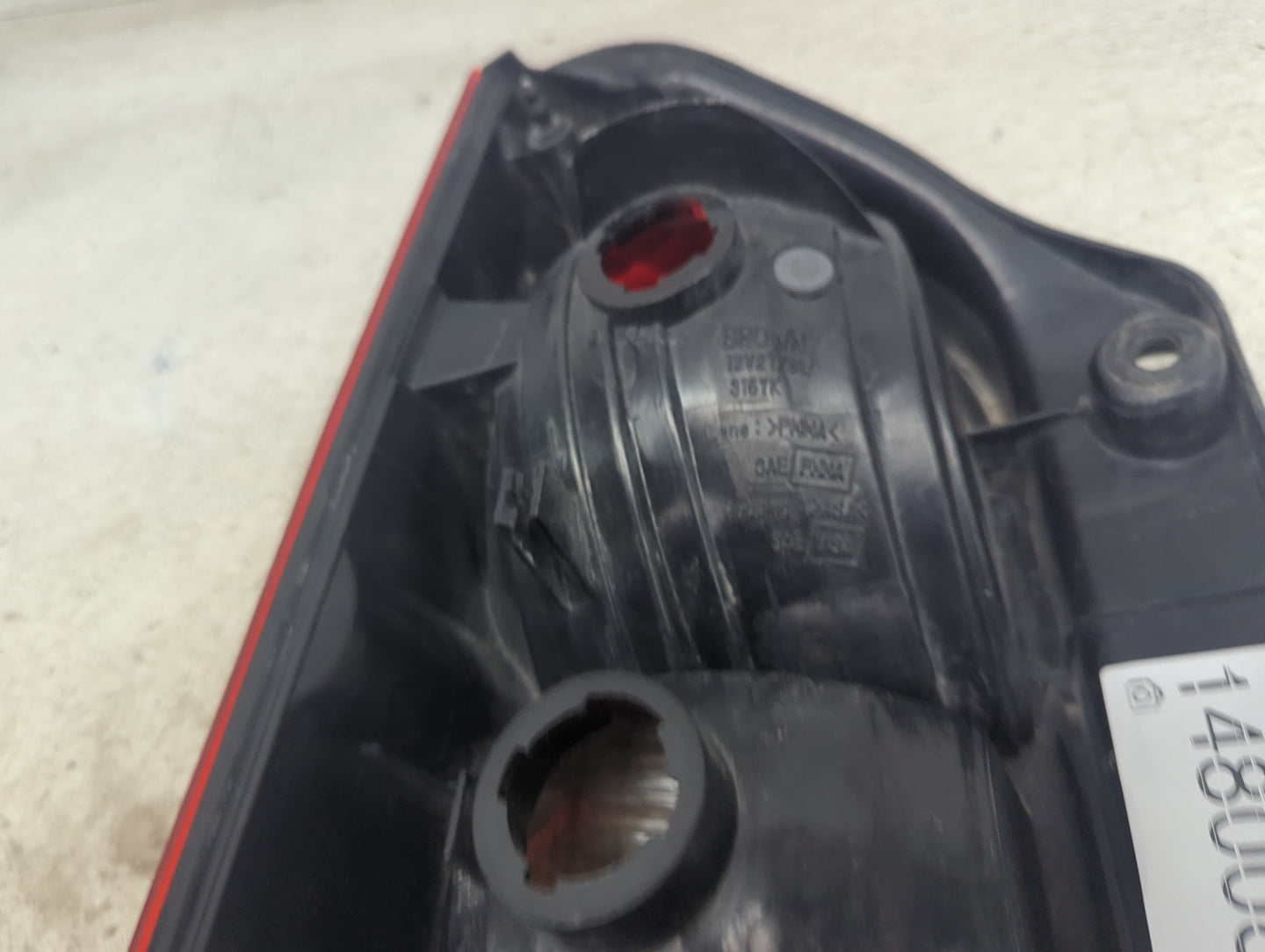 2005-2012 Nissan Pathfinder Tail Light Assembly Driver Left OEM P/N:316TK Fits Fits 2005 2006 2007 2008 2009 2010 2011 2012 