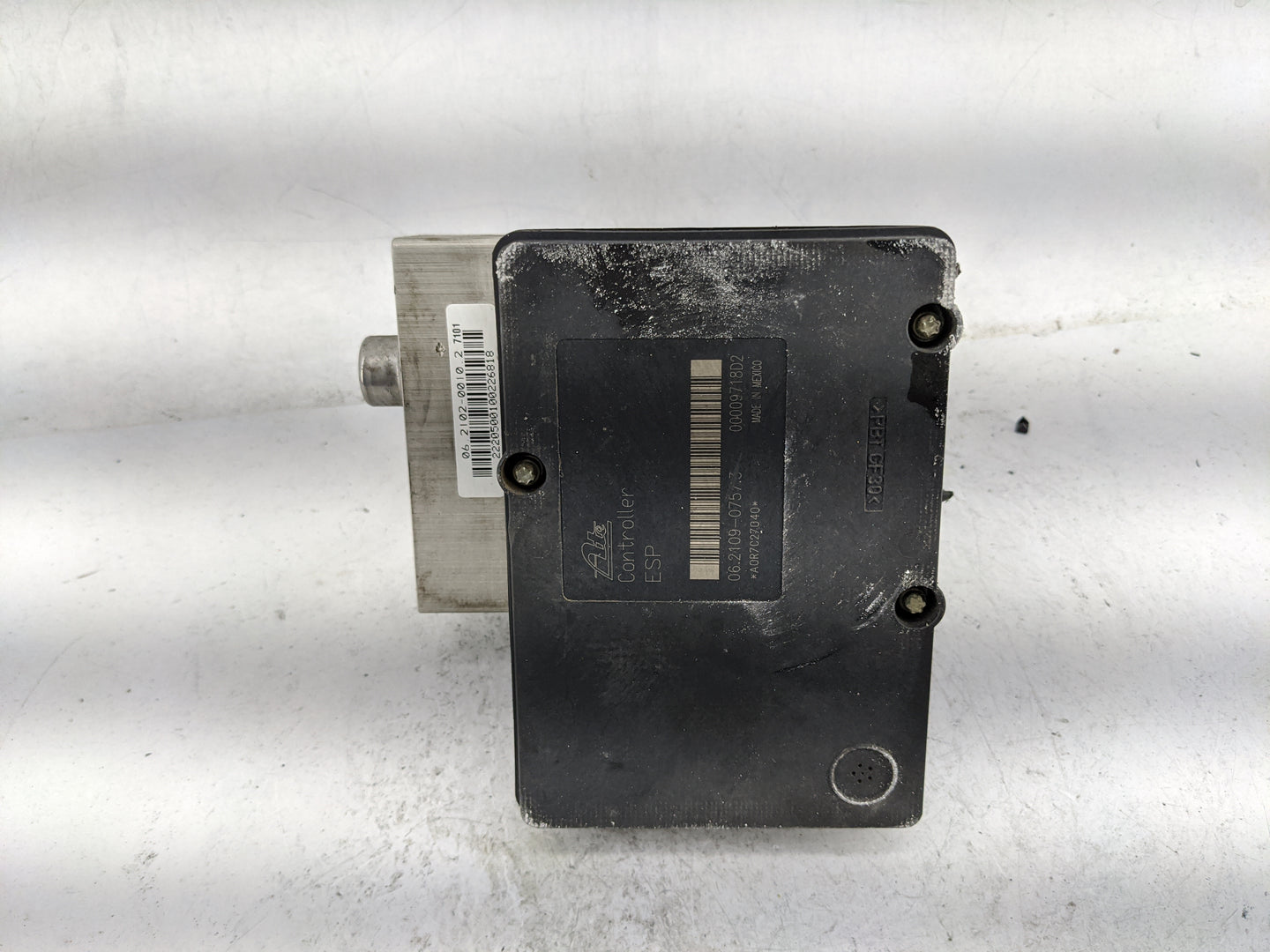 2005-2008 Nissan Pathfinder ABS Pump Control Module Replacement P/N:47660 ZP00A 06.2102-0509.4 Fits Fits 2005 2006 2007 2008