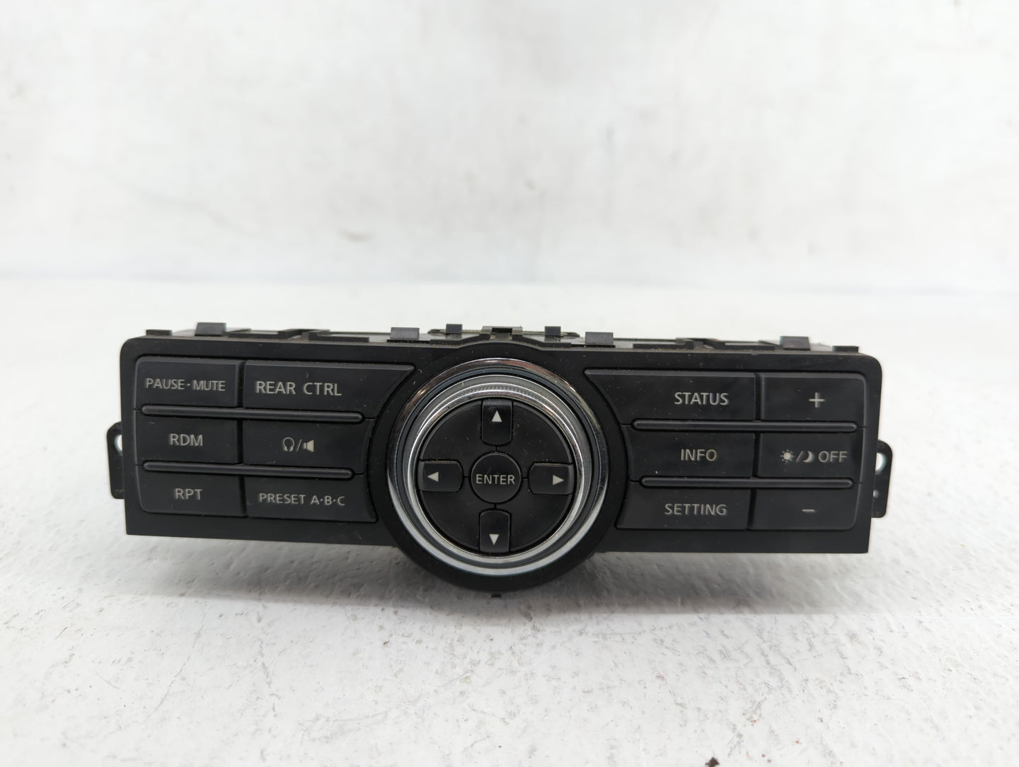 2006-2012 Nissan Pathfinder Am Fm Cd Player Radio Receiver - Oemusedautoparts1.com
