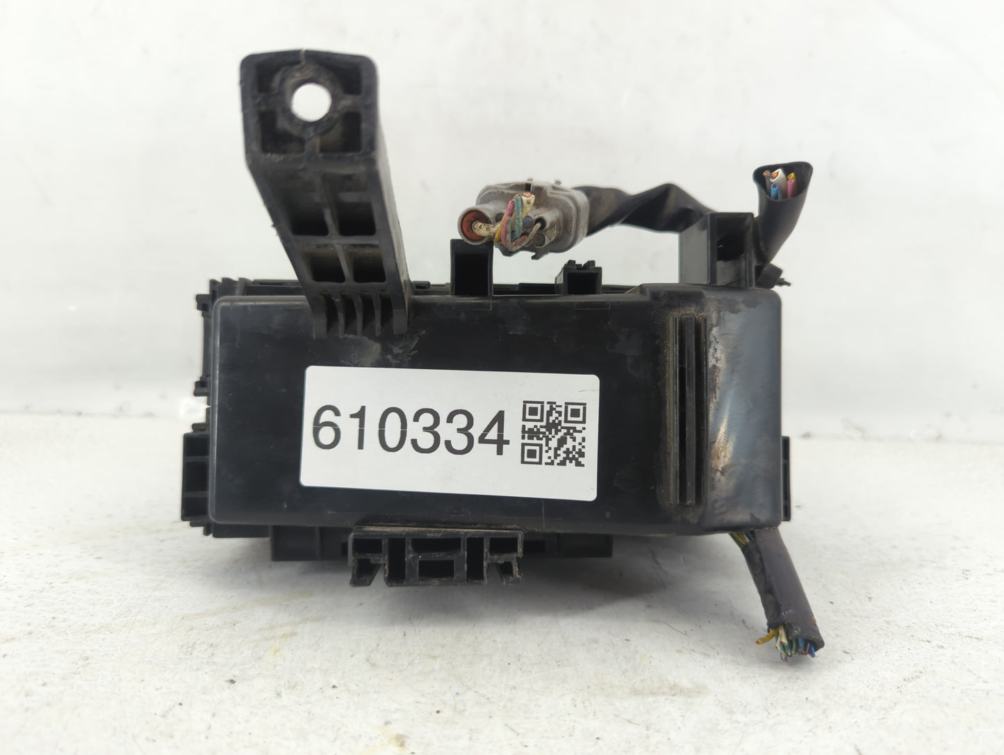 2008 Nissan Pathfinder Fusebox Fuse Box Panel Relay Module P/N:ZP00B 24382 Fits OEM Used Auto Parts - Oemusedautoparts1.com