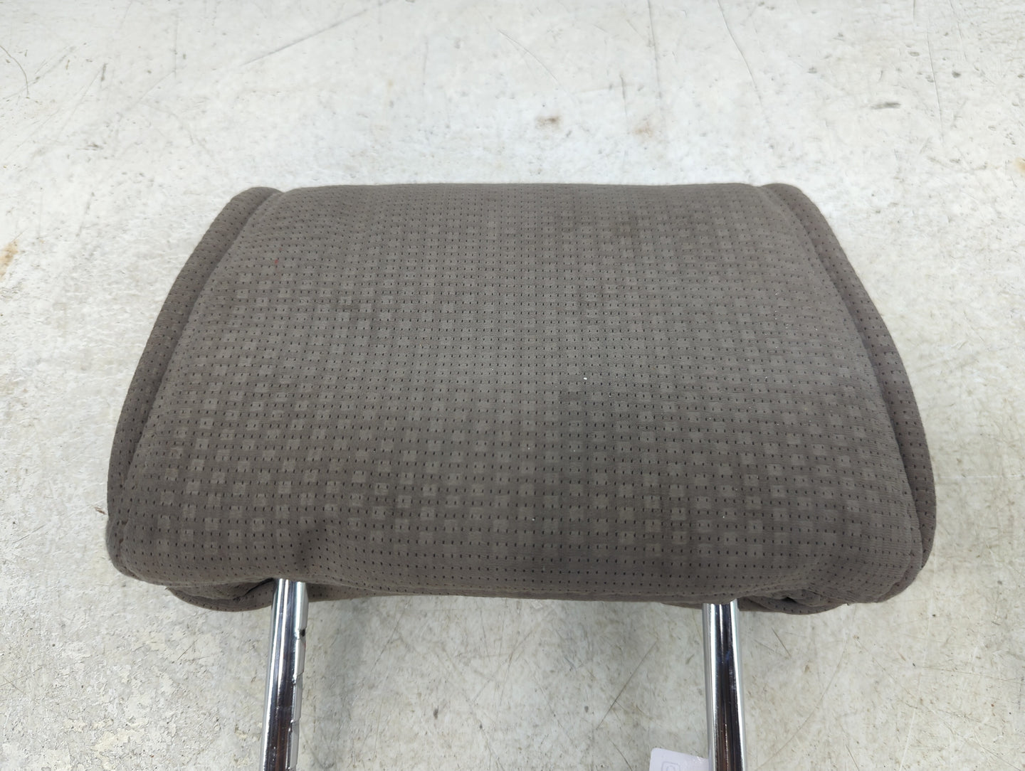 2008-2009 Nissan Quest Headrest Head Rest Rear Seat Fits Fits 2008 2009 OEM Used Auto Parts - Oemusedautoparts1.com