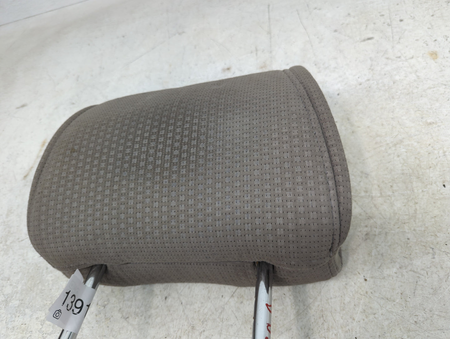 2008-2009 Nissan Quest Headrest Head Rest Rear Seat Fits Fits 2008 2009 OEM Used Auto Parts - Oemusedautoparts1.com