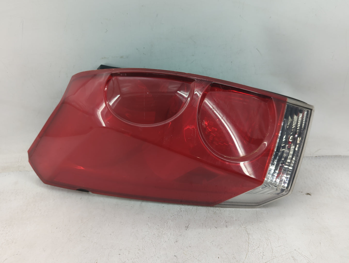 2004-2009 Nissan Quest Tail Light Assembly Passenger Right OEM Fits Fits 2004 2005 2006 2007 2008 2009 OEM Used Auto Parts -