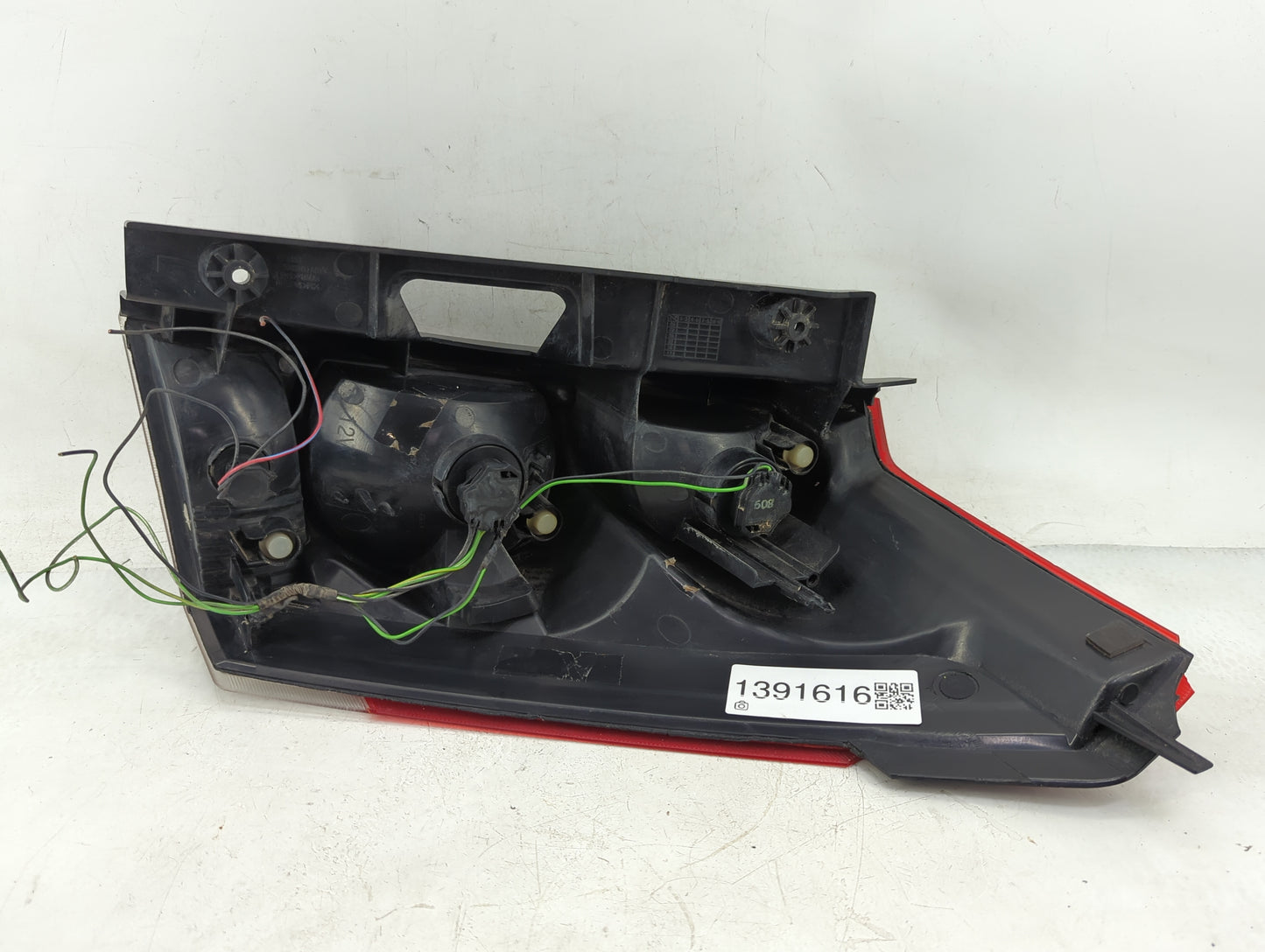 2004-2009 Nissan Quest Tail Light Assembly Passenger Right OEM Fits Fits 2004 2005 2006 2007 2008 2009 OEM Used Auto Parts -