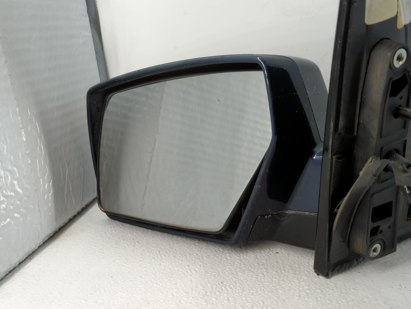2008-2009 Nissan Quest Driver Side View Mirror - Left Door Mirror OEM Used - Oemusedautoparts1.com