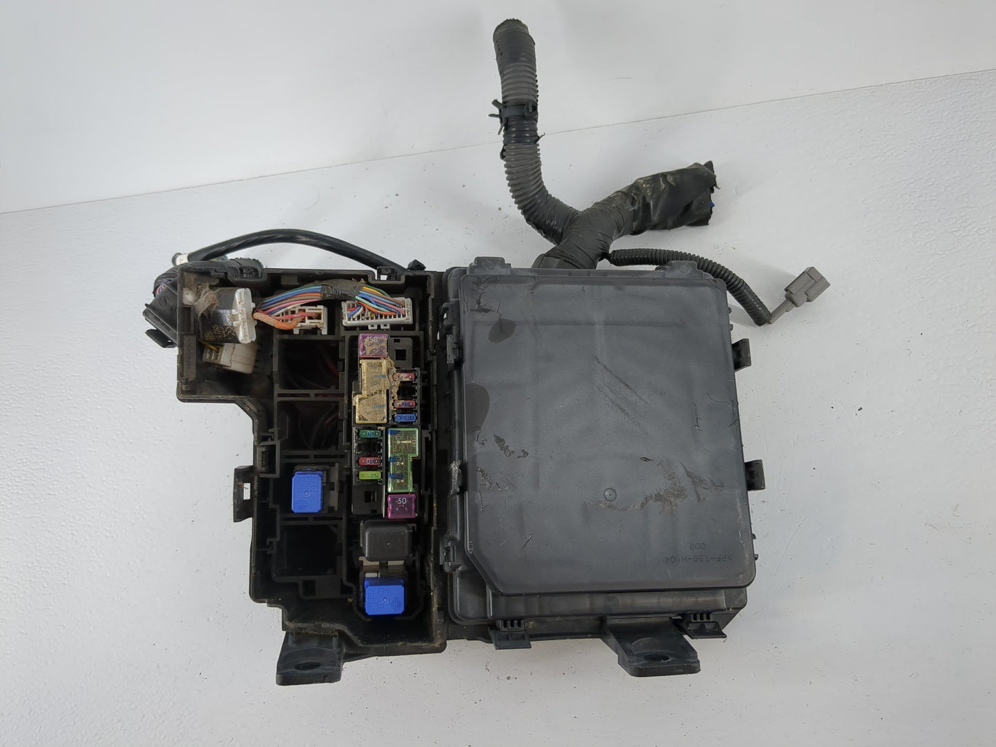 2008-2010 Nissan Rogue Fusebox Fuse Box Panel Relay Module Fits Fits 2008 2009 2010 OEM Used Auto Parts - Oemusedautoparts1.