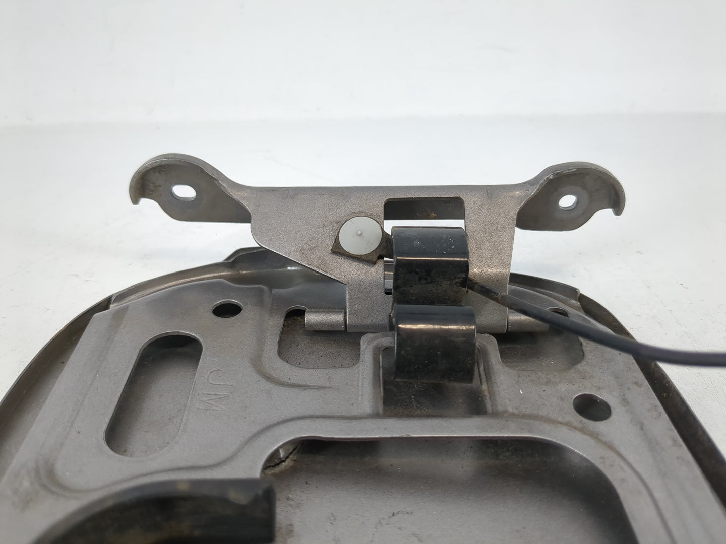 2008 Nissan Rogue Fuel Tank Door Lid Gas Tank Grey - Oemusedautoparts1.com