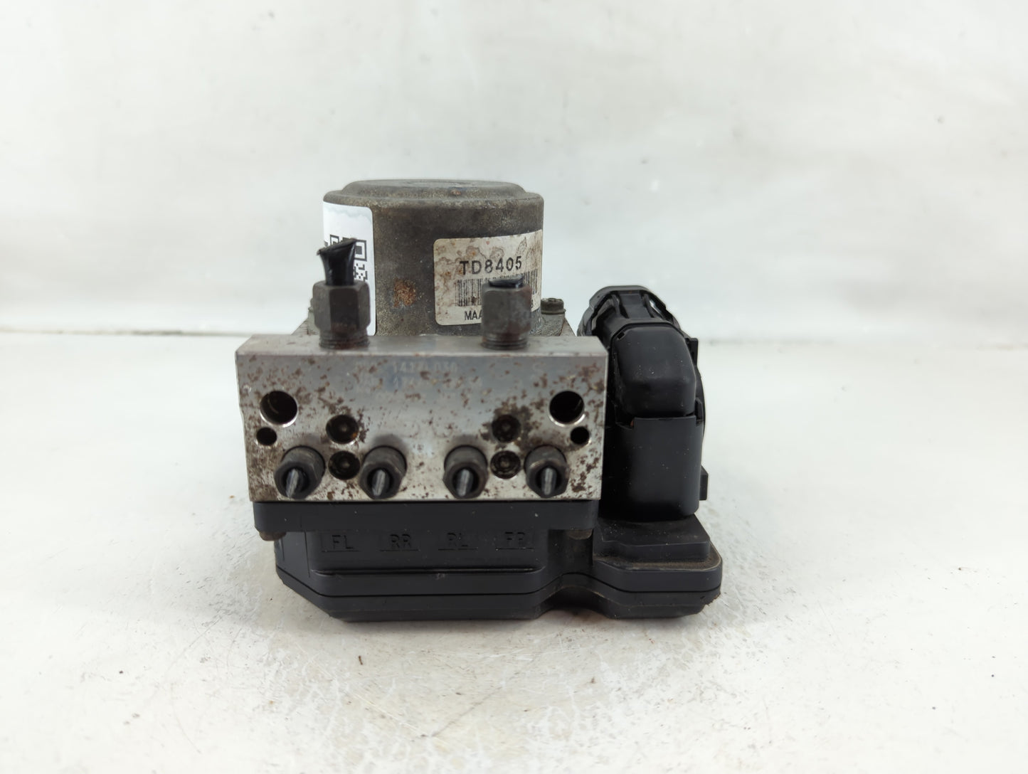 2008-2009 Nissan Rogue ABS Pump Control Module Replacement P/N:TD8405 Fits Fits 2008 2009 OEM Used Auto Parts - Oemusedautop