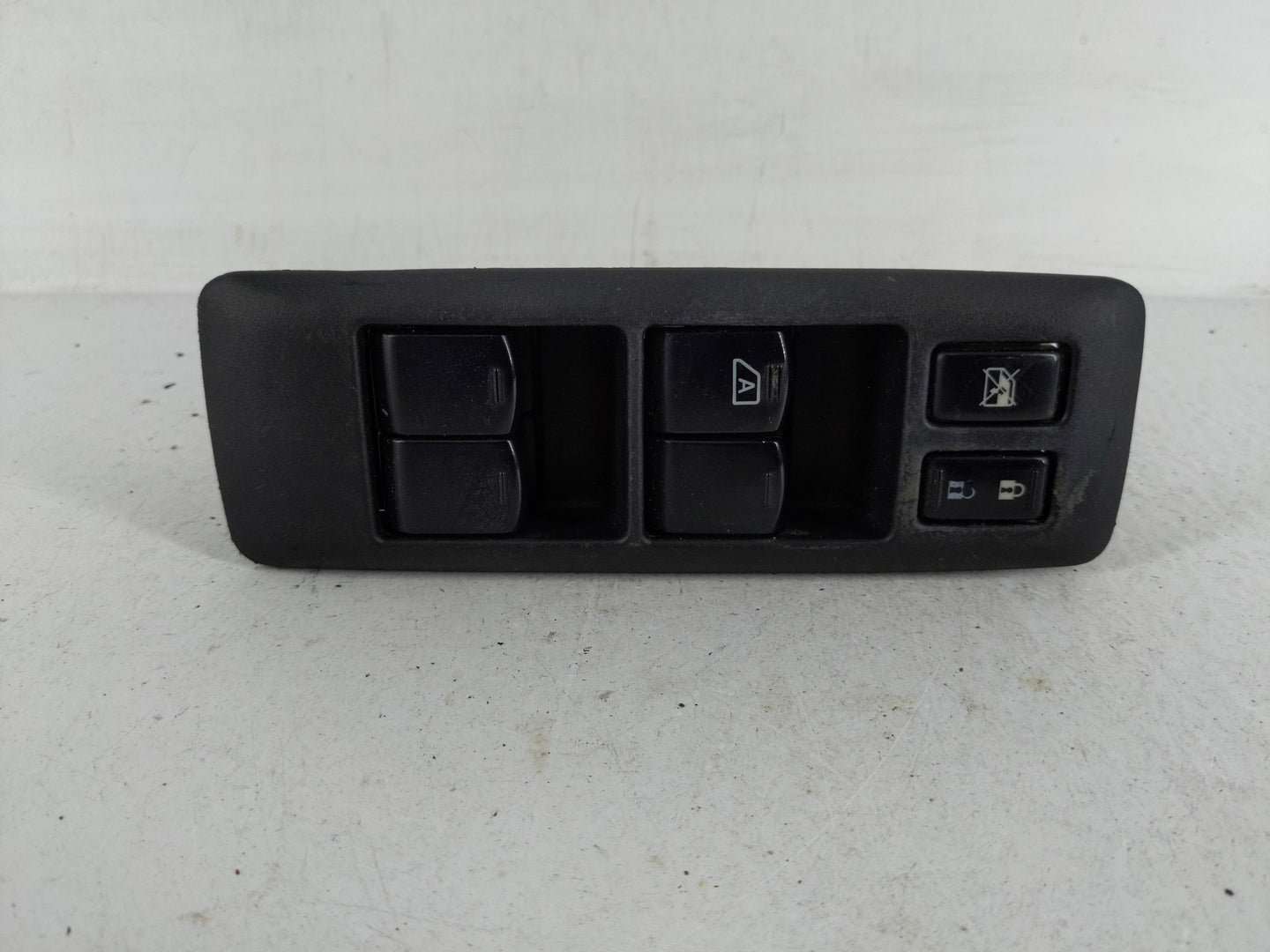 2008-2010 Nissan Rogue Master Power Window Switch Replacement Driver Side Left Fits Fits 2008 2009 2010 OEM Used Auto Parts 