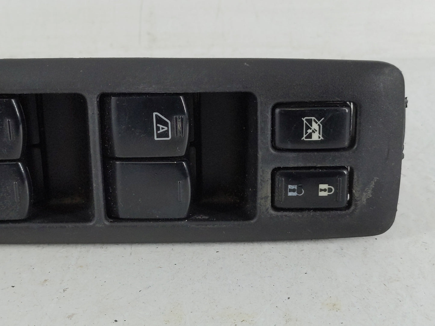 2008-2010 Nissan Rogue Master Power Window Switch Replacement Driver Side Left Fits Fits 2008 2009 2010 OEM Used Auto Parts 