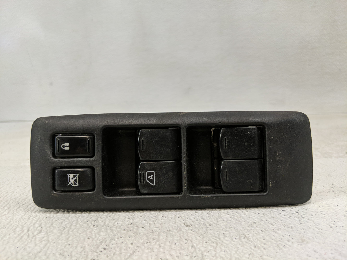 2008-2010 Nissan Rogue Master Power Window Switch Replacement Driver Side Left Fits Fits 2008 2009 2010 OEM Used Auto Parts 