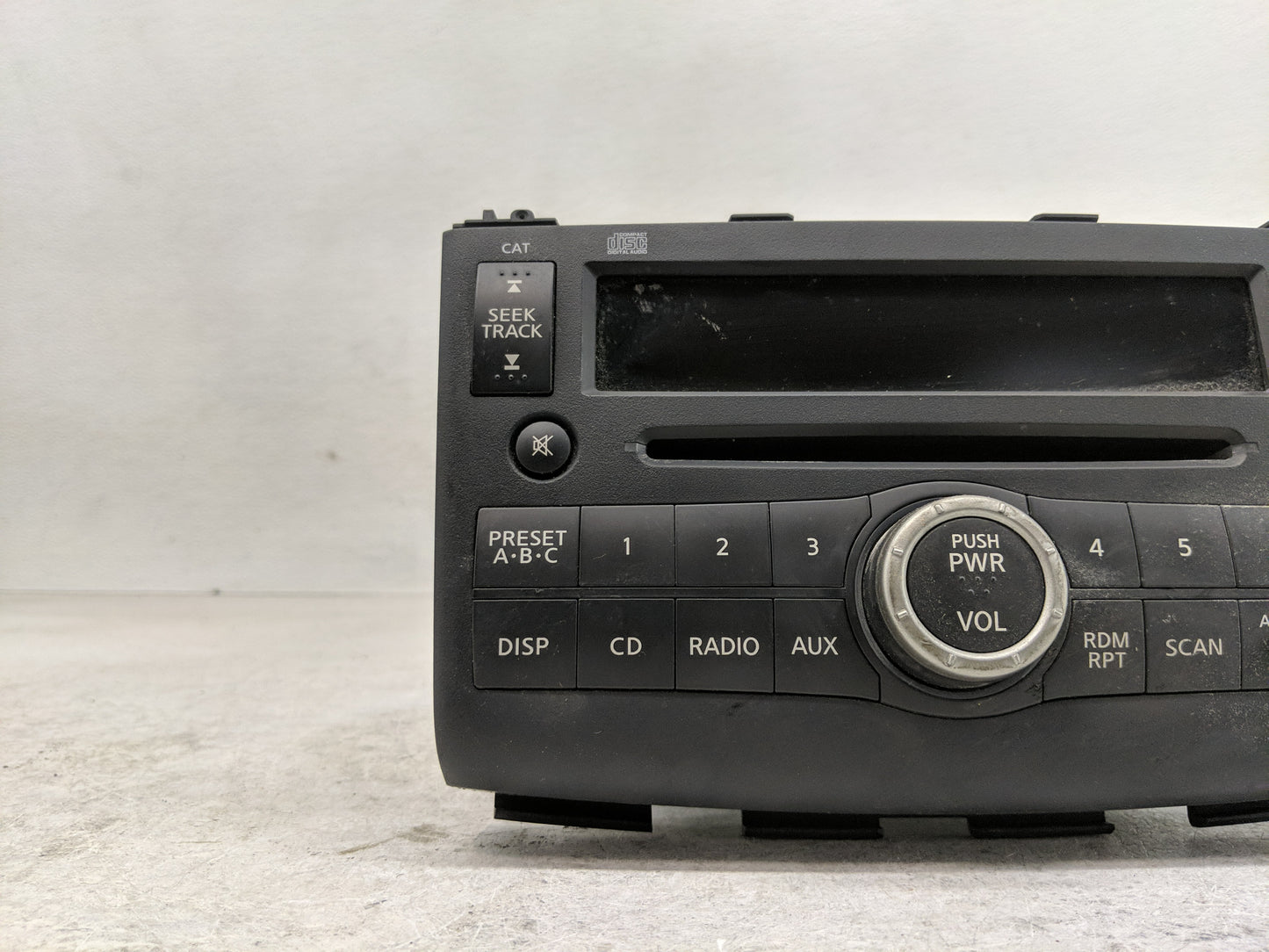 2008 Nissan Rogue Radio AM FM Cd Player Receiver Replacement P/N:28185 JM000 Fits OEM Used Auto Parts - Oemusedautoparts1.co