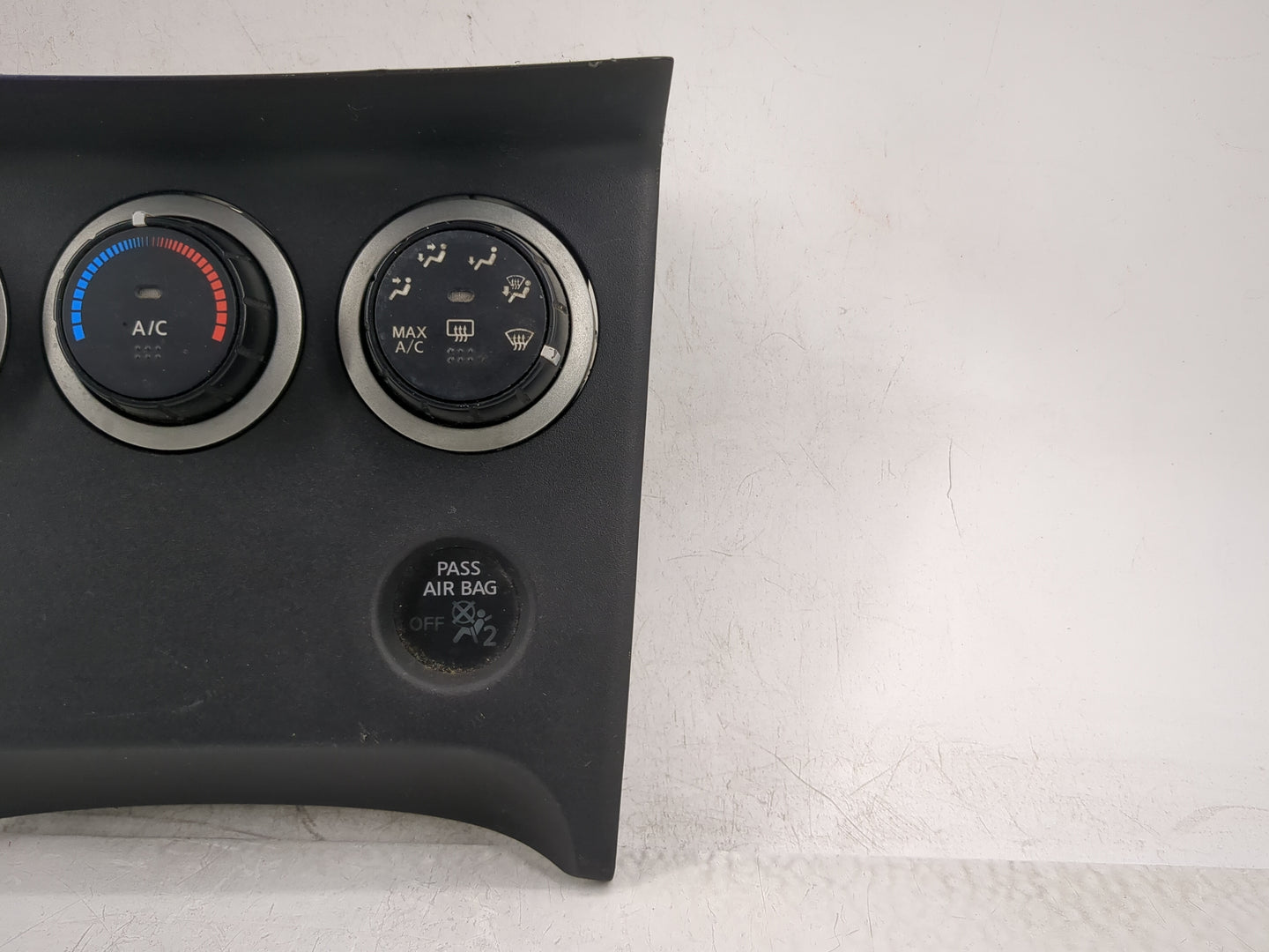 2008-2010 Nissan Rogue Climate Control Module Temperature AC/Heater Replacement P/N:27500 JM00A Fits Fits 2008 2009 2010 OEM