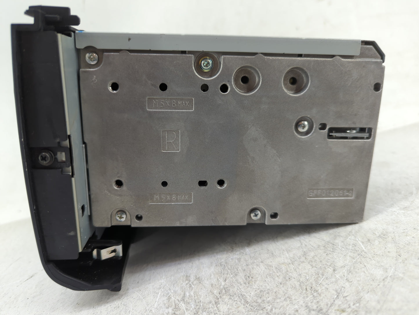 2008-2009 Nissan Rogue Radio AM FM Cd Player Receiver Replacement P/N:28185-JM200 Fits Fits 2008 2009 OEM Used Auto Parts - 