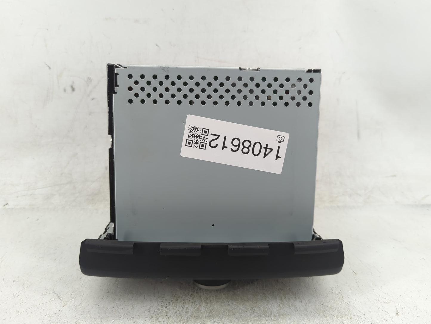 2008-2009 Nissan Rogue Radio AM FM Cd Player Receiver Replacement P/N:28185 JM200 Fits Fits 2008 2009 OEM Used Auto Parts - 