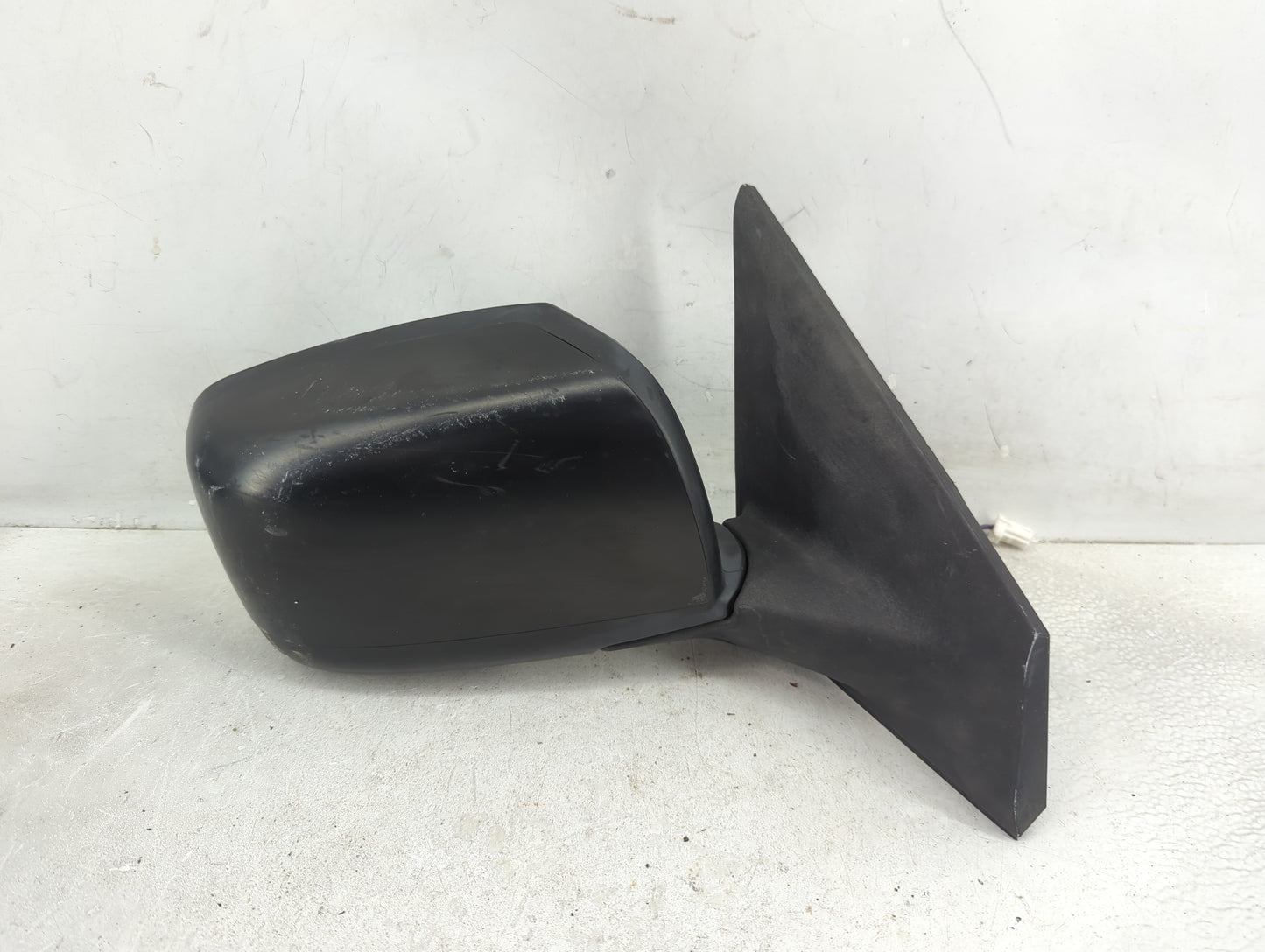2008-2015 Nissan Rogue Passenger Side View Mirror - Right Door Mirror OEM Used - Oemusedautoparts1.com