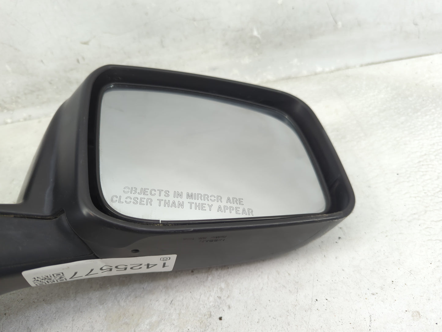 2008-2015 Nissan Rogue Passenger Side View Mirror - Right Door Mirror OEM Used - Oemusedautoparts1.com
