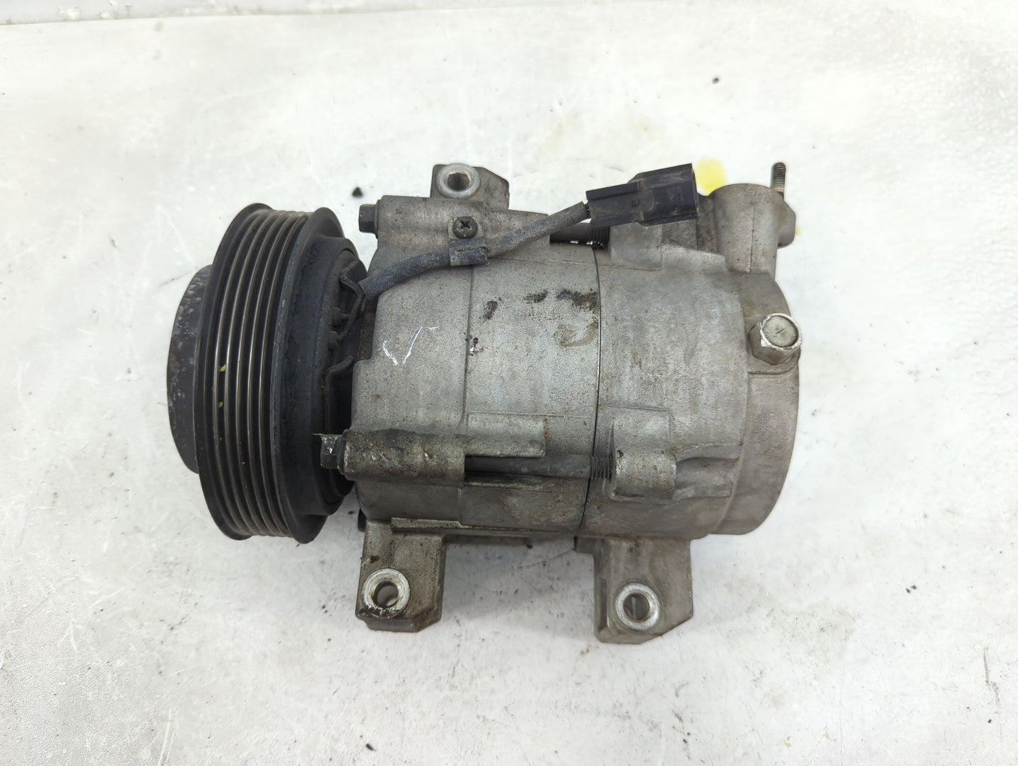 2008-2015 Nissan Rogue Air Conditioning A/c Ac Compressor Oem - Oemusedautoparts1.com