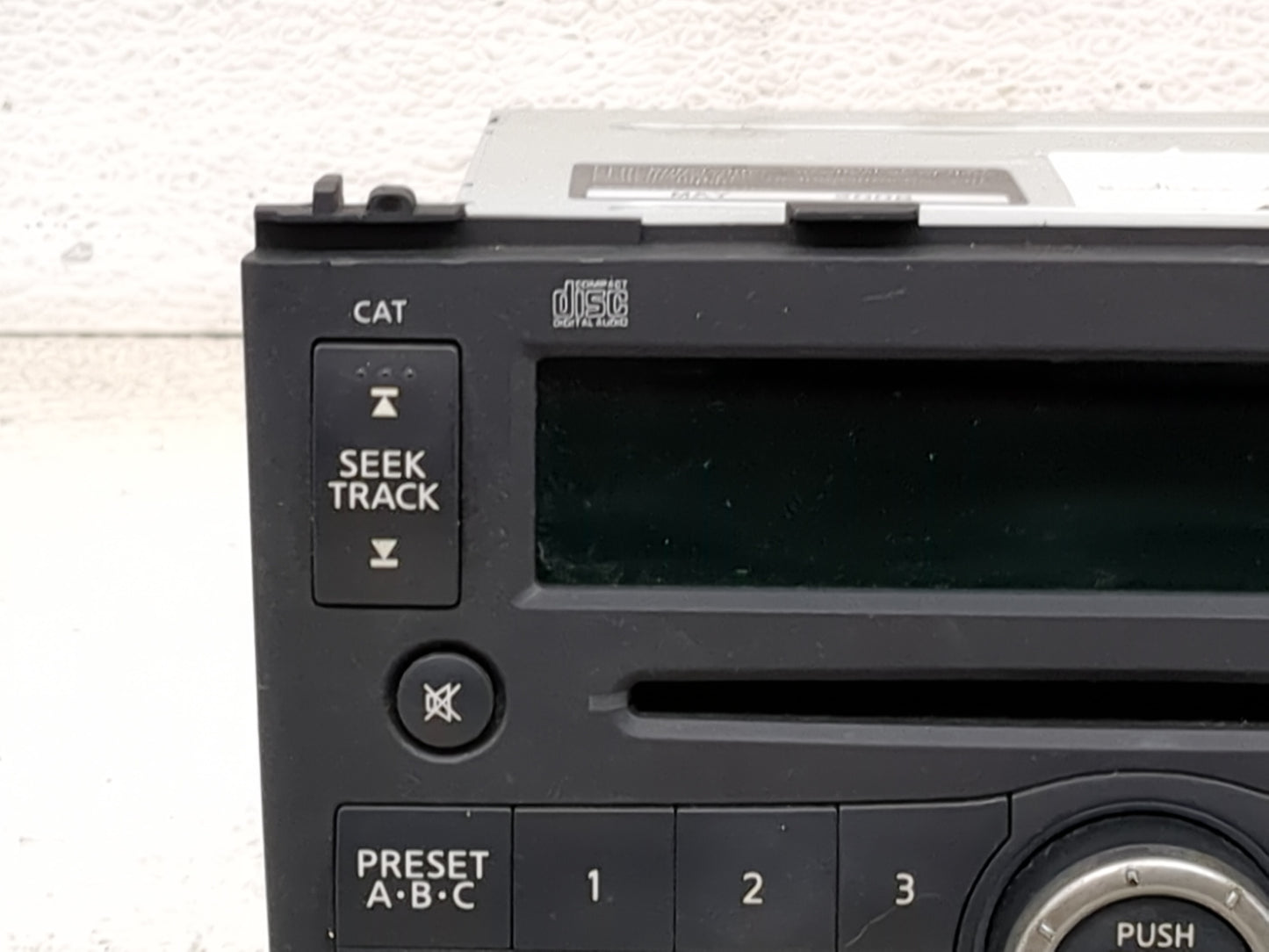 2008 Nissan Rogue Radio AM FM Cd Player Receiver Replacement P/N:28185JM000 CQ-JN5760AD Fits OEM Used Auto Parts - Oemusedau
