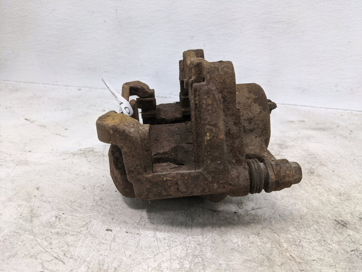 2008-2015 Nissan Rogue Front Passenger Right Brake Caliper 1510414 - Oemusedautoparts1.com
