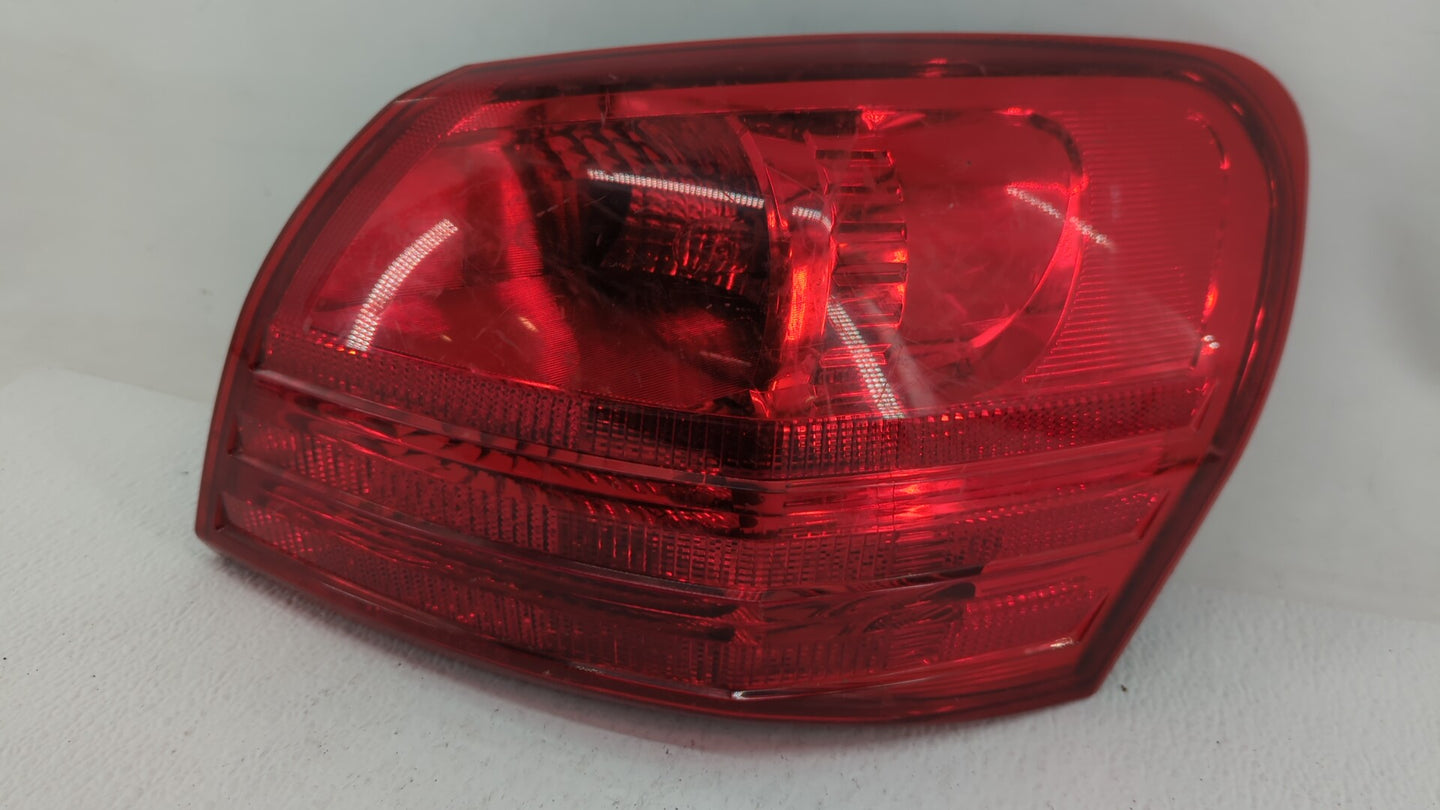 2008-2015 Nissan Rogue Tail Light Assembly Passenger Right OEM Fits Fits 2008 2009 2010 2011 2012 2013 2014 2015 OEM Used Au