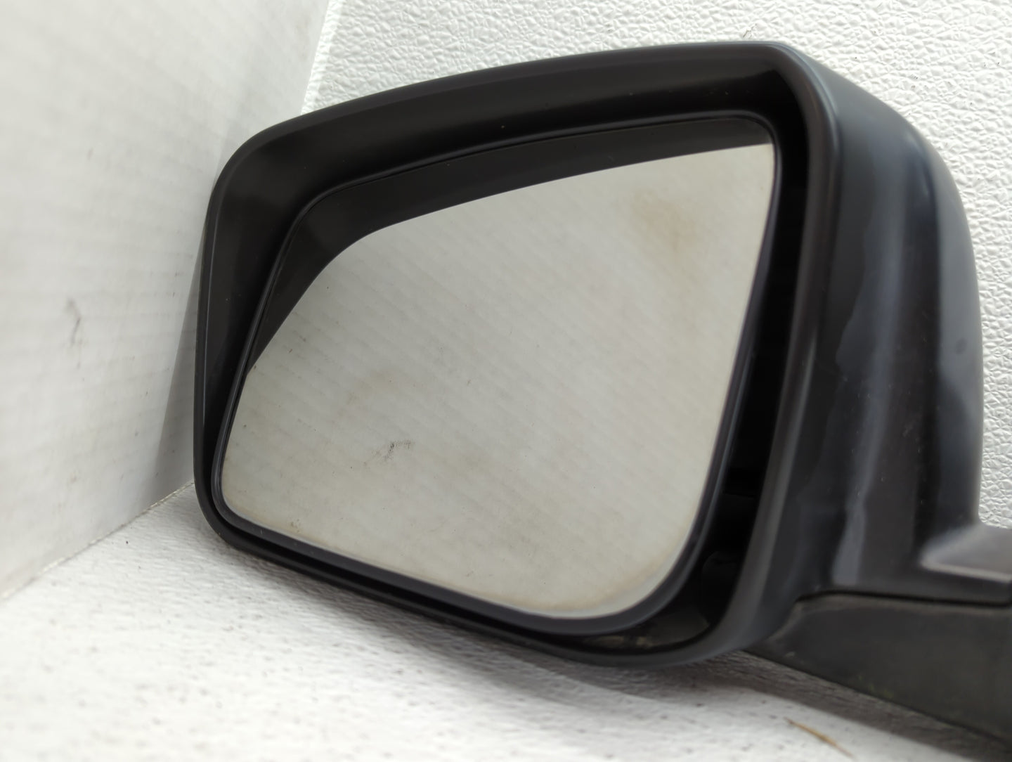 2008 Nissan Rogue Driver Side View Mirror - Left Door Mirror OEM Used - Oemusedautoparts1.com