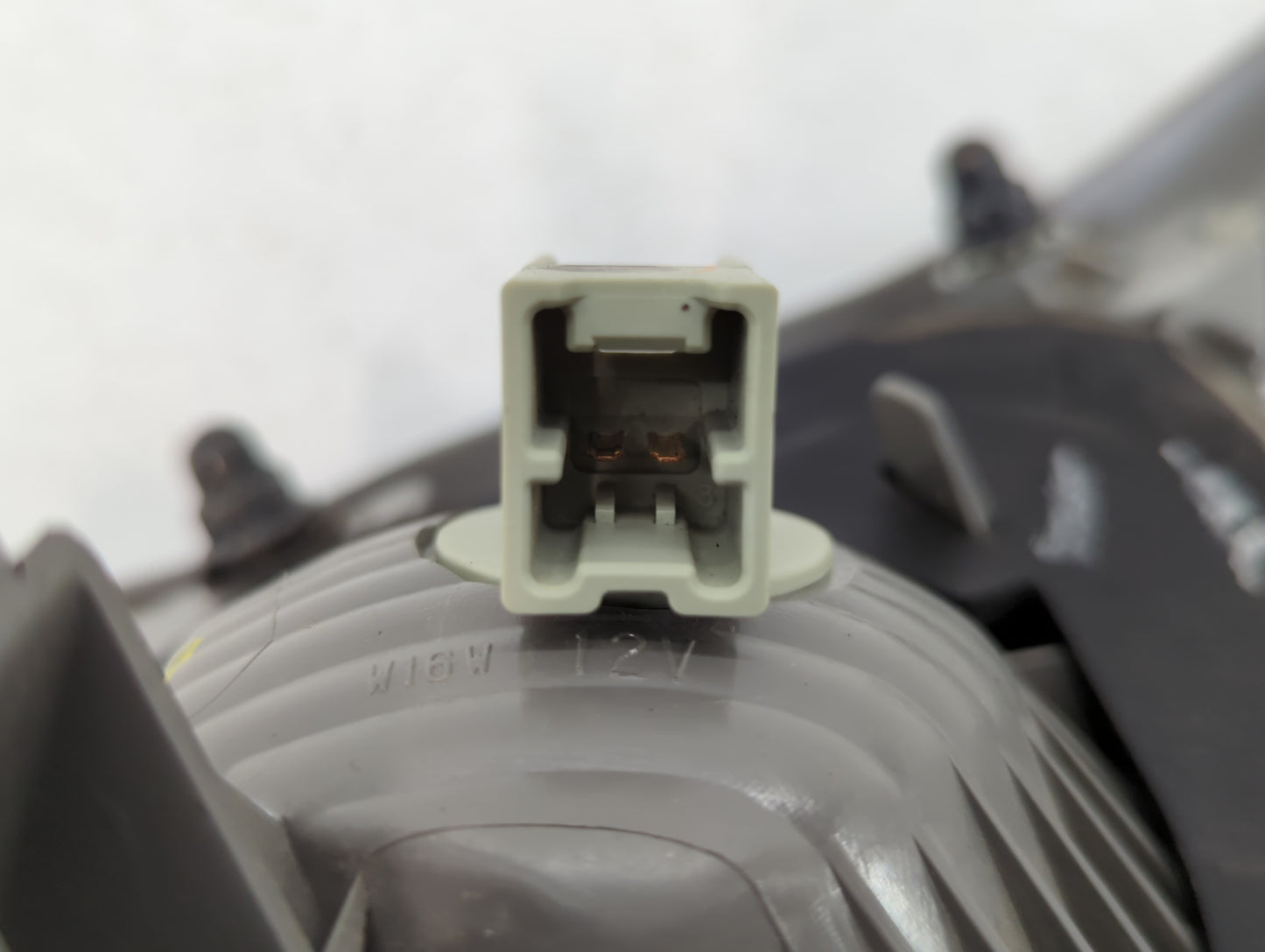 2008 Nissan Rogue Tail Light Assembly Passenger Right OEM P/N:D055B Fits OEM Used Auto Parts - Oemusedautoparts1.com