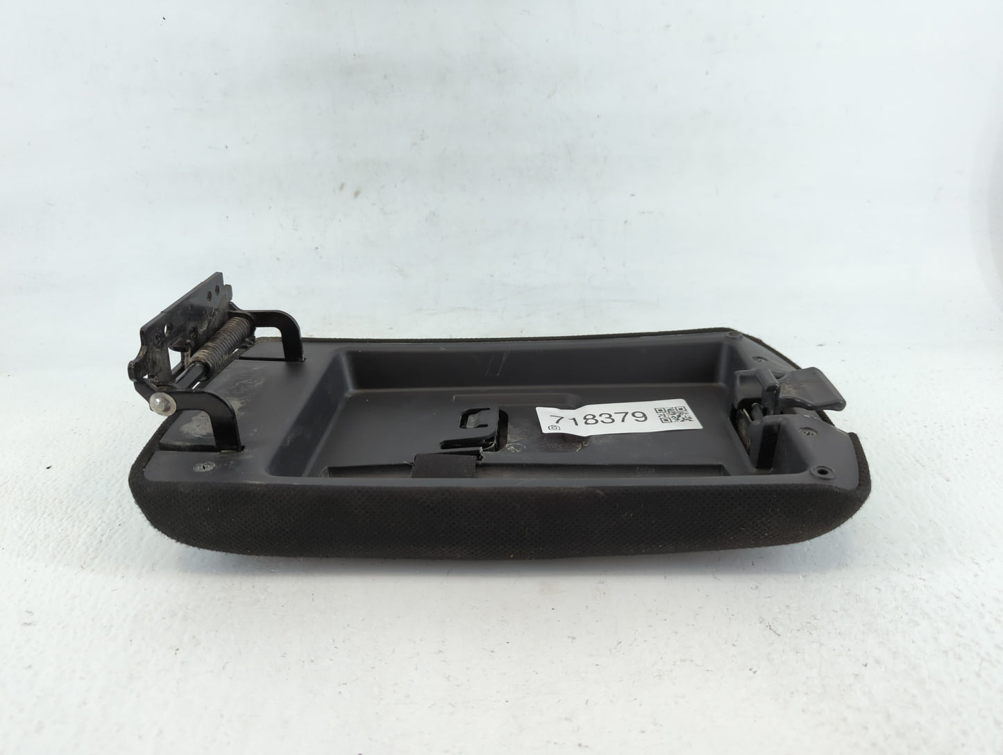 2008 Nissan Rogue Center Console Armrest Cover Lid Fits OEM Used Auto Parts - Oemusedautoparts1.com