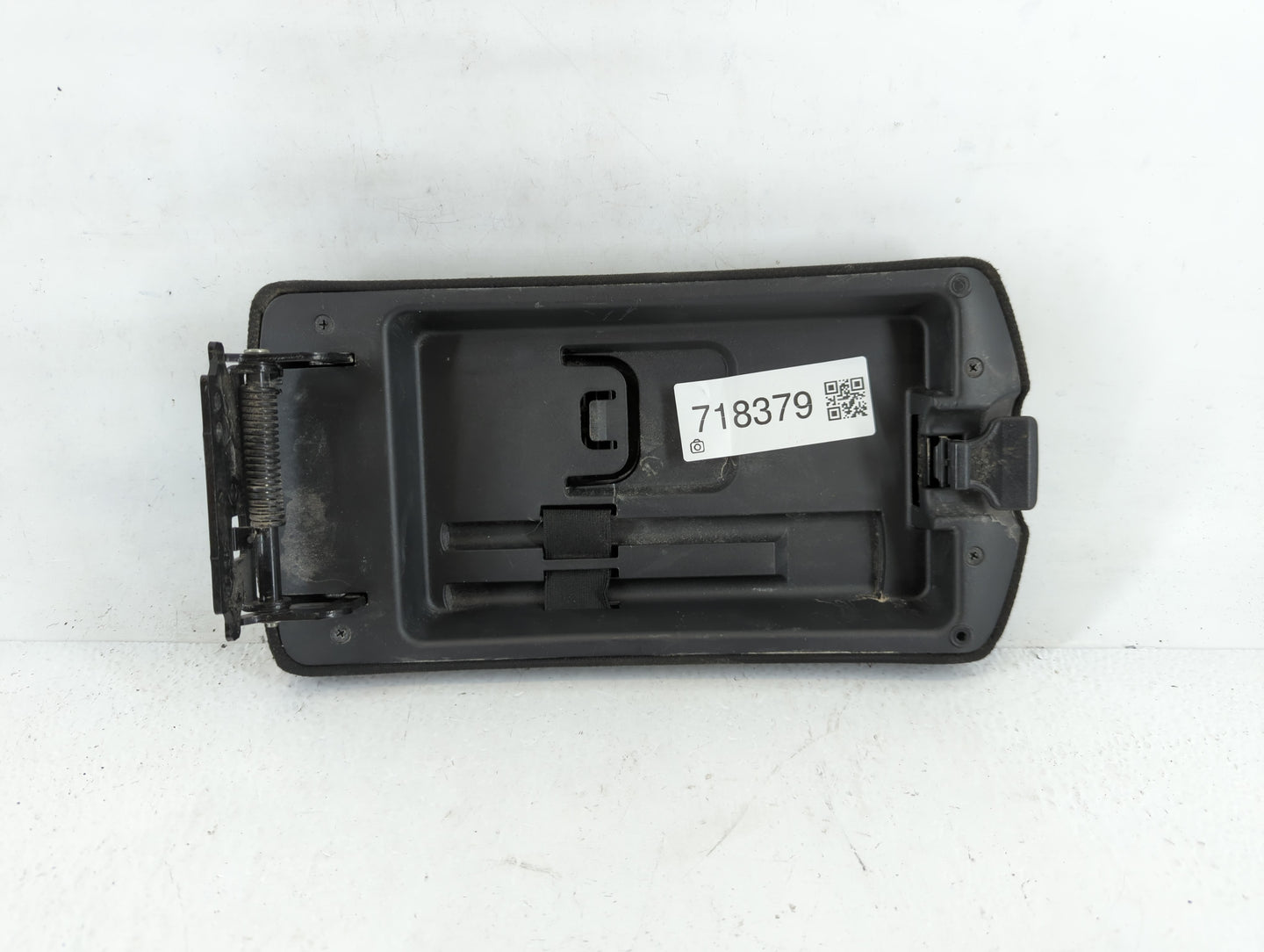 2008 Nissan Rogue Center Console Armrest Cover Lid Fits OEM Used Auto Parts - Oemusedautoparts1.com