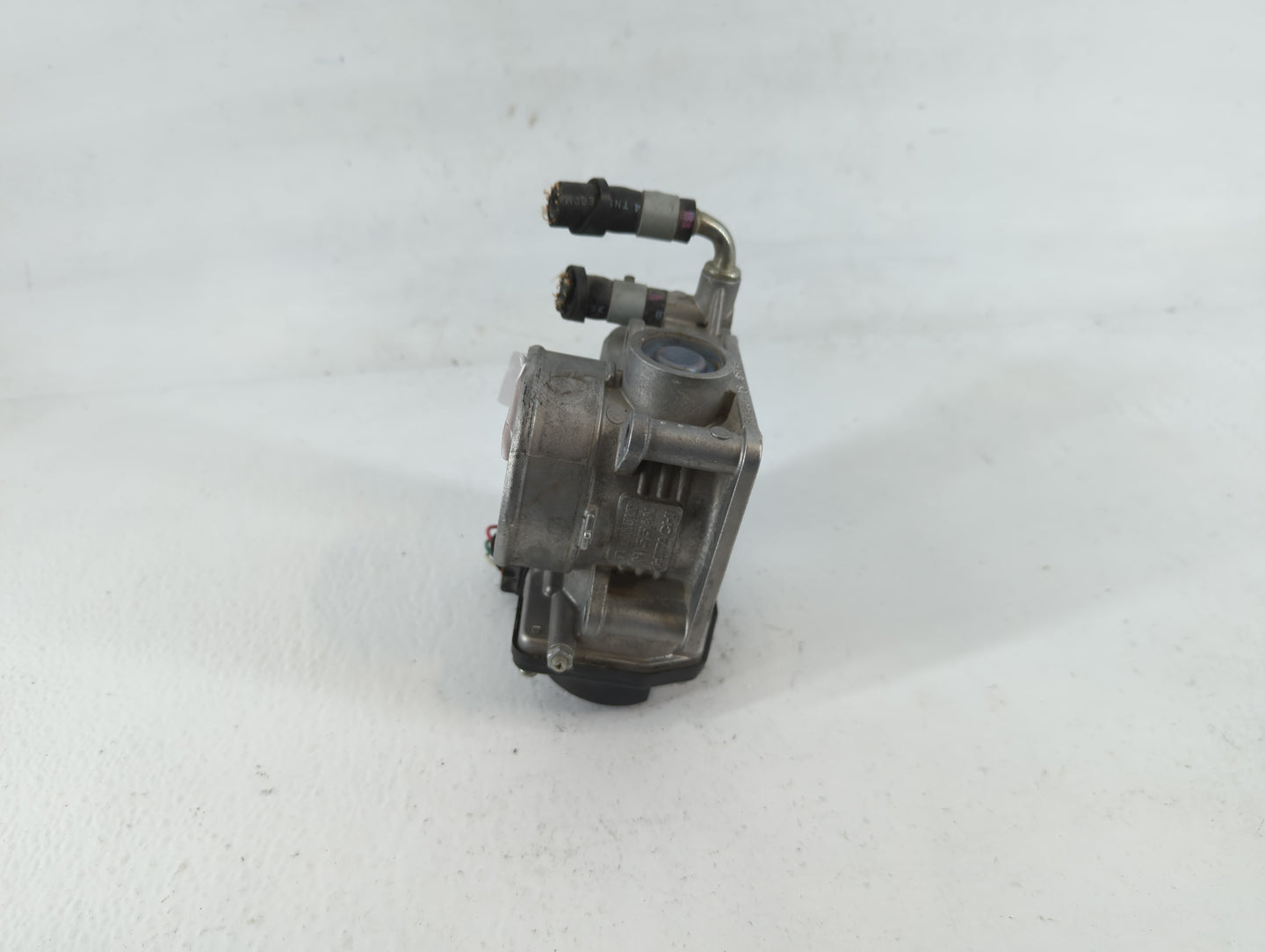 2008-2011 Nissan Rogue Throttle Body P/N:8513H RME60-15 Fits Fits 2007 2008 2009 2010 2011 2012 2013 OEM Used Auto Parts - O