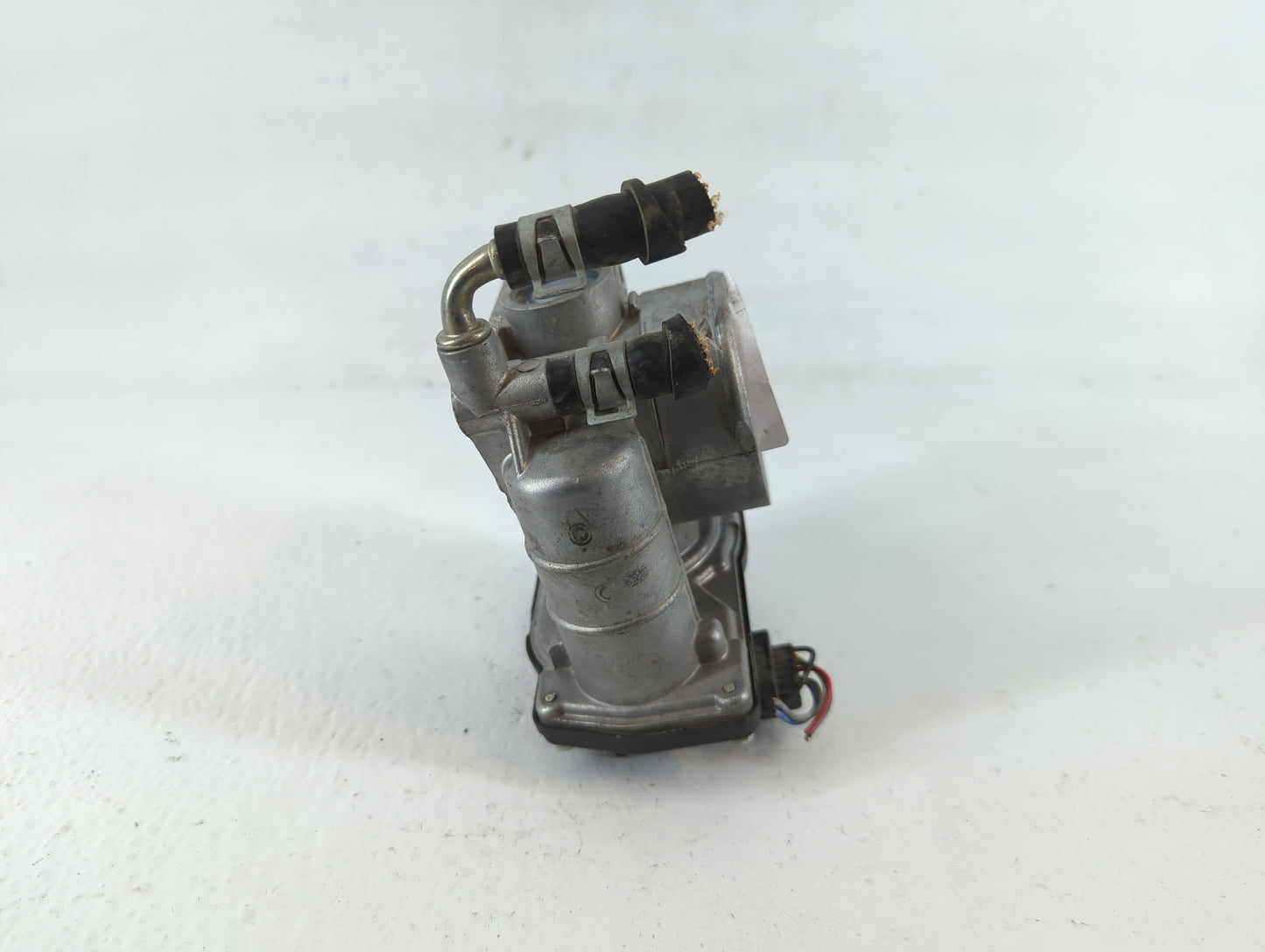 2008-2011 Nissan Rogue Throttle Body P/N:8513H RME60-15 Fits Fits 2007 2008 2009 2010 2011 2012 2013 OEM Used Auto Parts - O