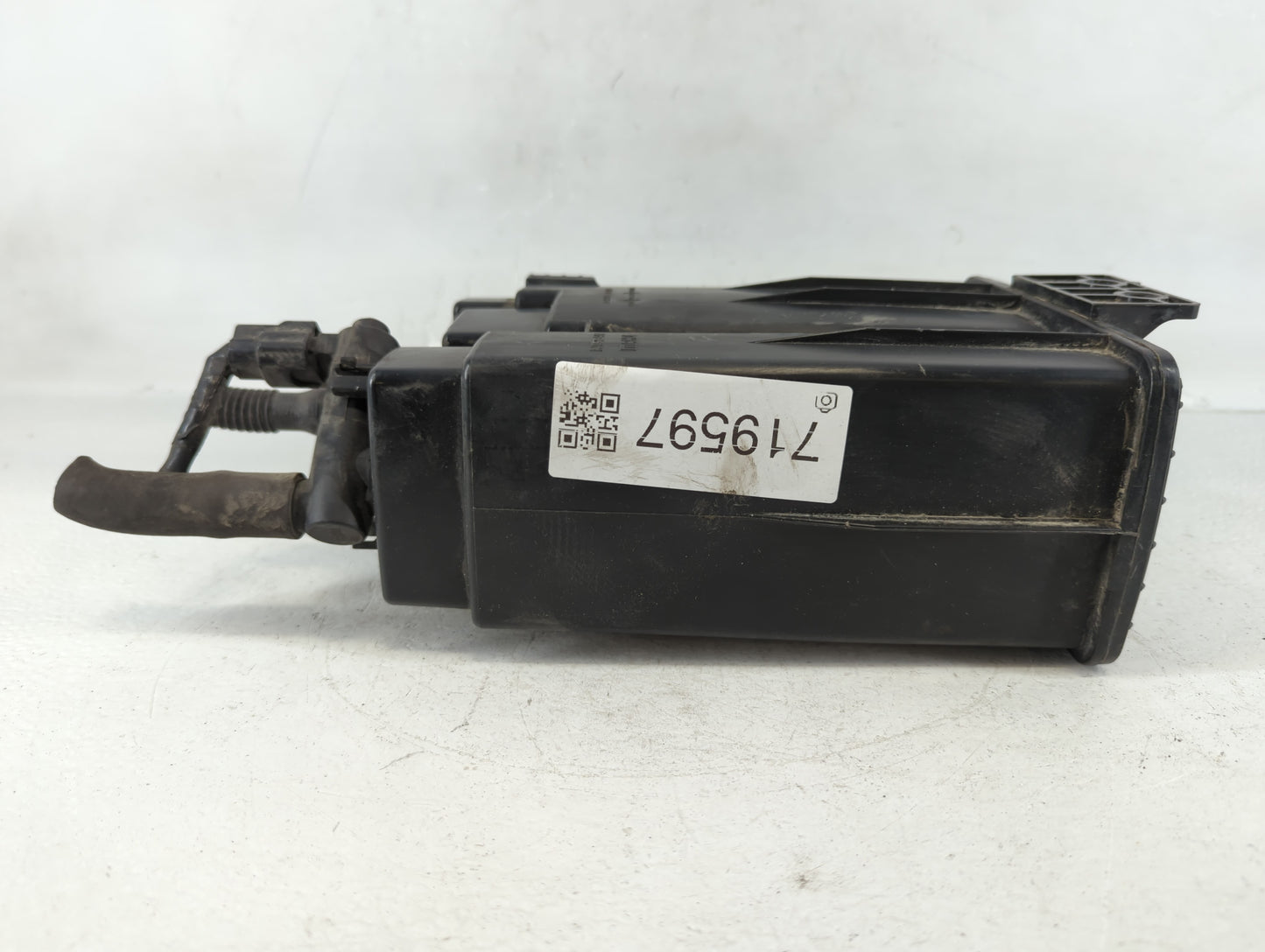 2008 Nissan Rogue Fuel Vapor Charcoal Canister - Oemusedautoparts1.com