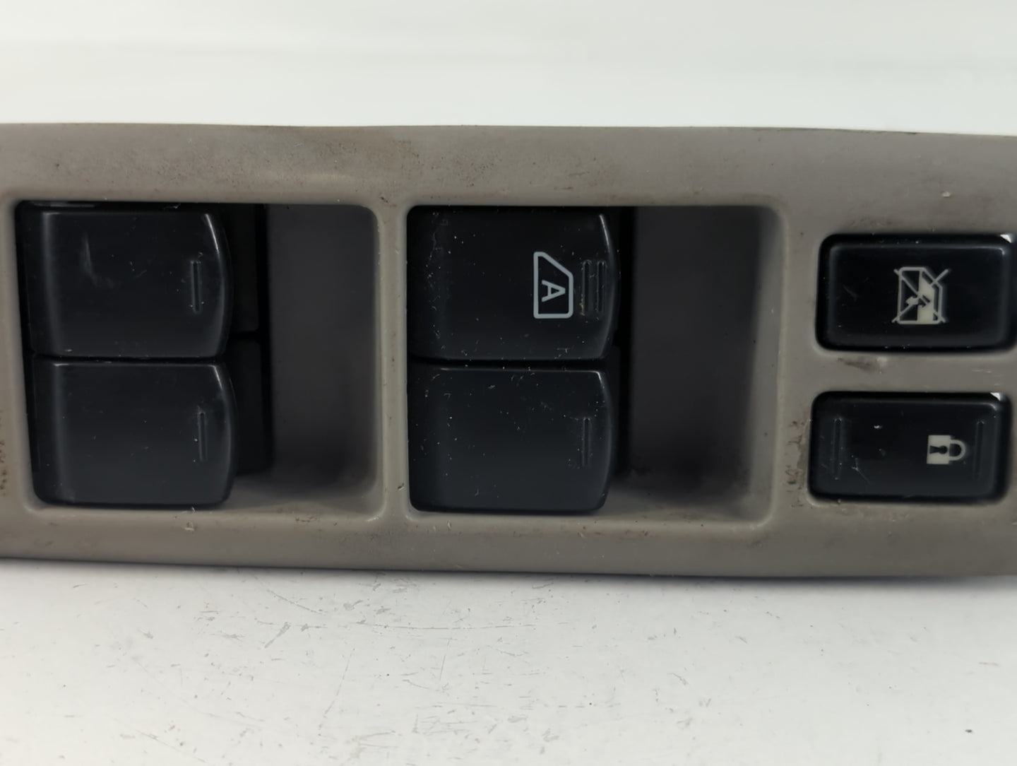 2008-2010 Nissan Rogue Master Power Window Switch Replacement Driver Side Left P/N:30009 Z100005NCC Fits Fits 2008 2009 2010