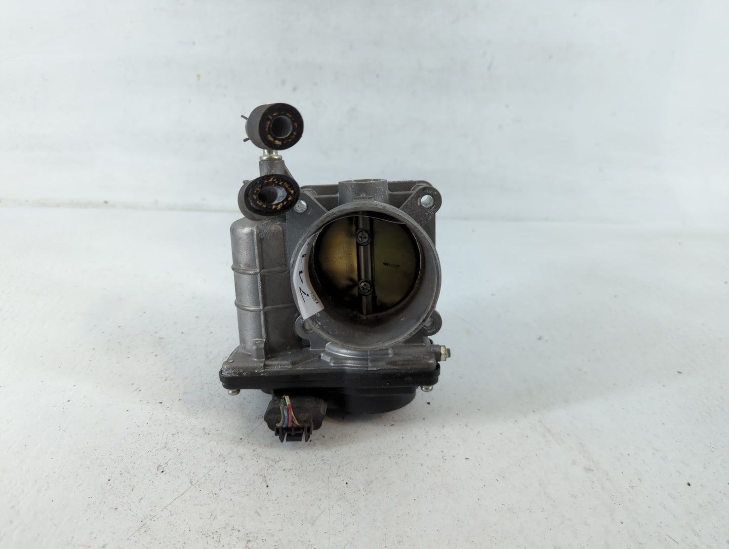 2008-2011 Nissan Rogue Throttle Body P/N:RME60-15 Fits Fits 2007 2008 2009 2010 2011 2012 2013 OEM Used Auto Parts - Oemused