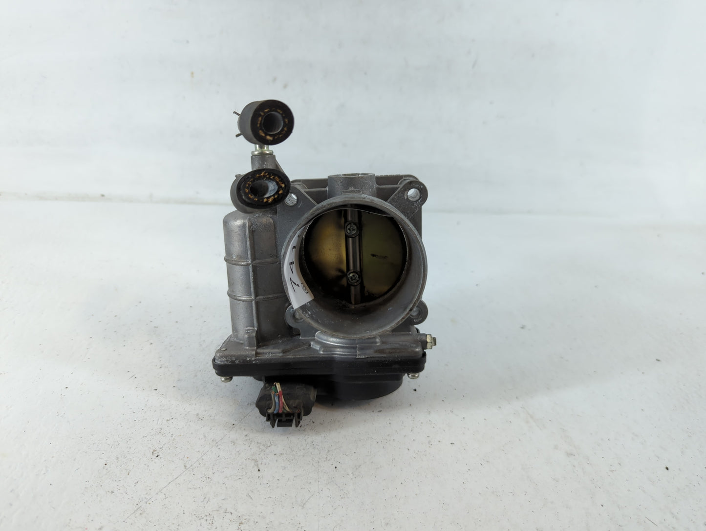 2008-2011 Nissan Rogue Throttle Body P/N:RME60-15 Fits Fits 2007 2008 2009 2010 2011 2012 2013 OEM Used Auto Parts - Oemused